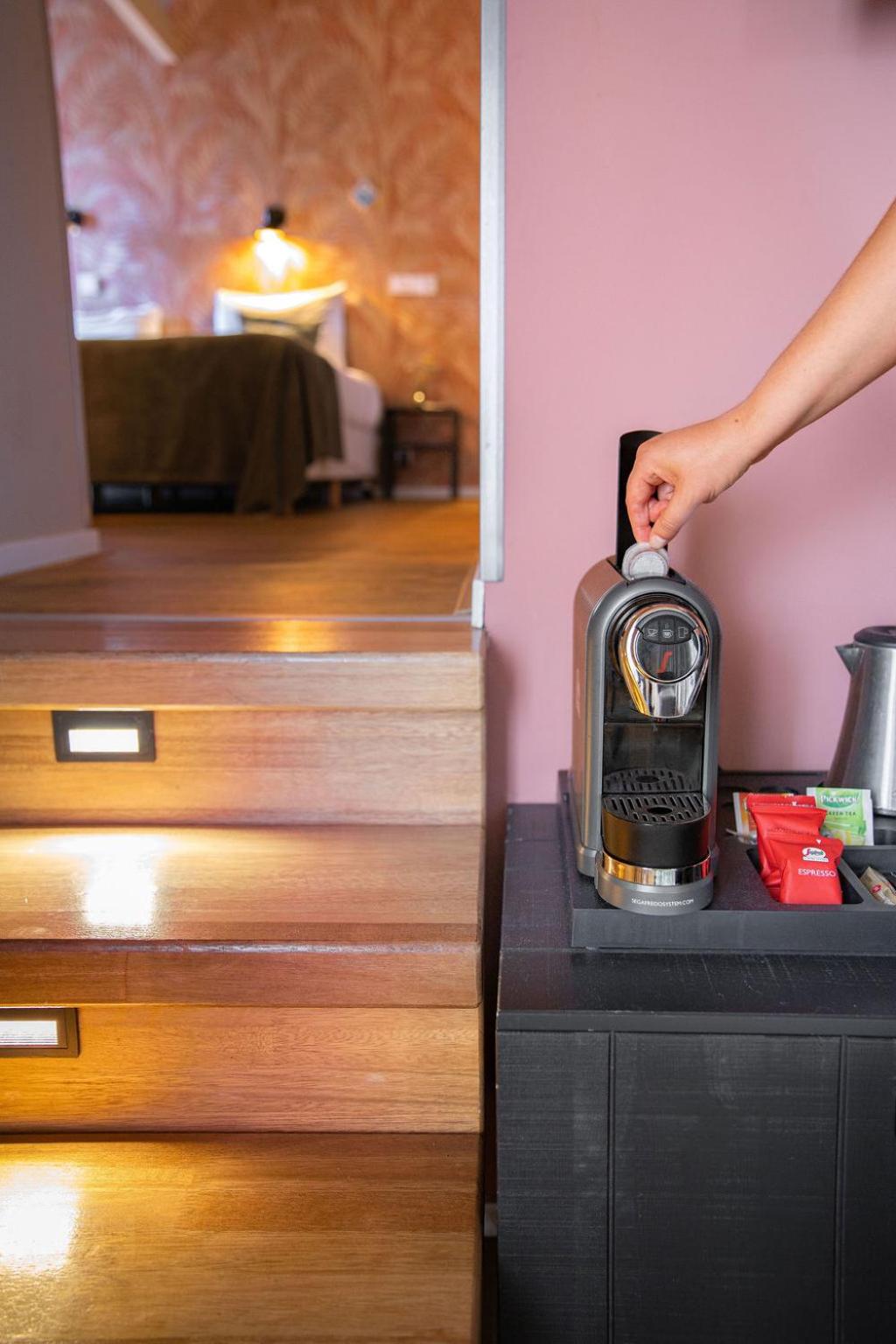 Coffee/tea facilities