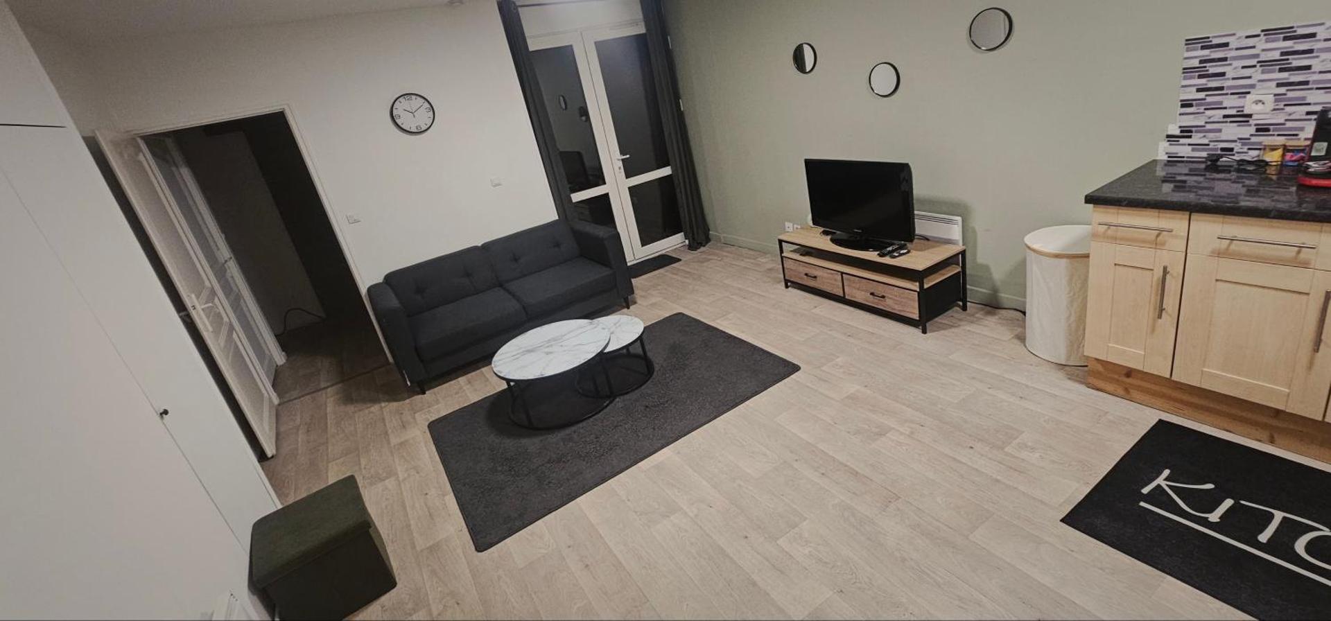 Communal lounge/ TV room