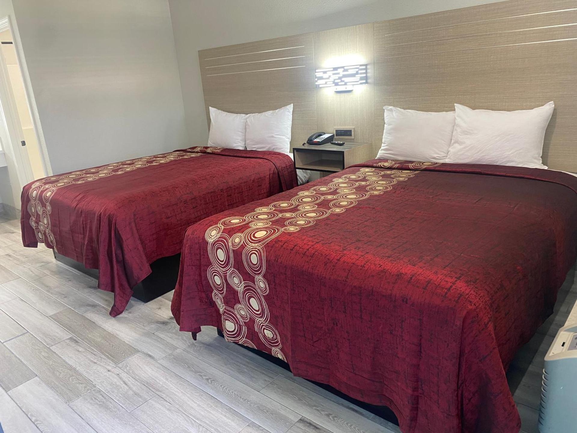 Mayfair Inn Onratio Airport & Convention Center