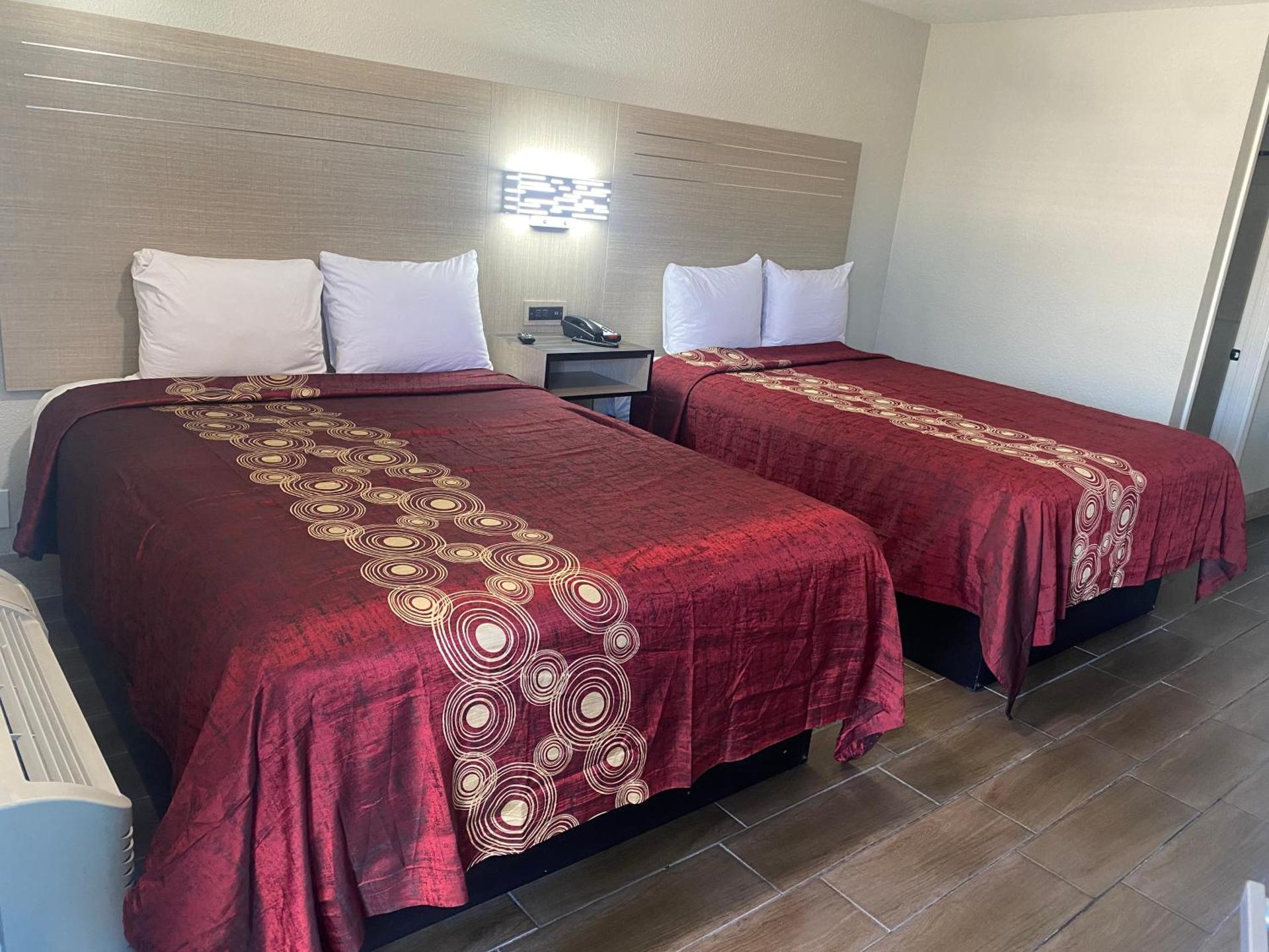 Mayfair Inn Onratio Airport & Convention Center