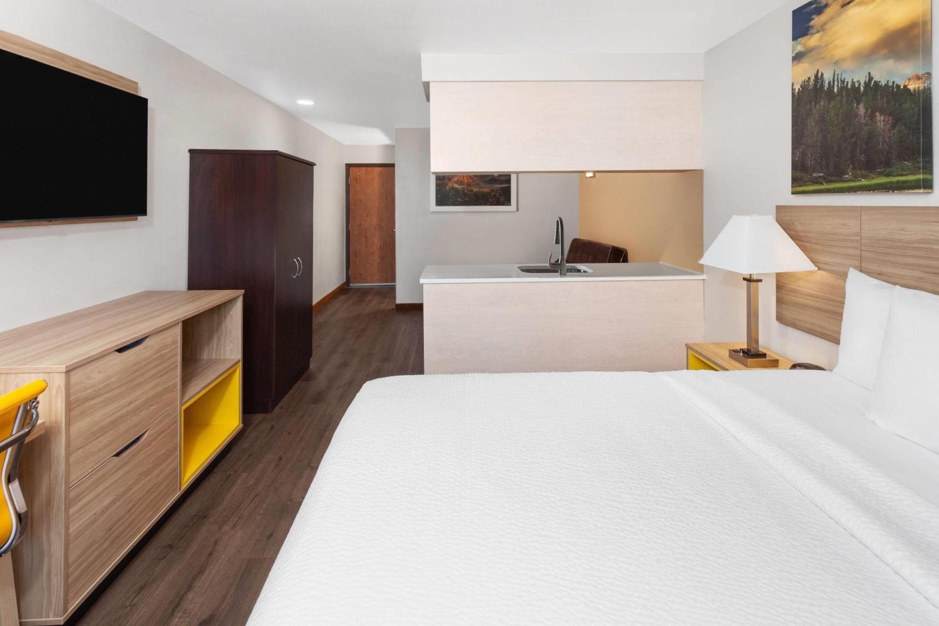 Photo of the whole room