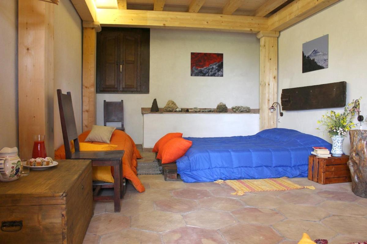 Agriturismo La Caraffara sull'Etna