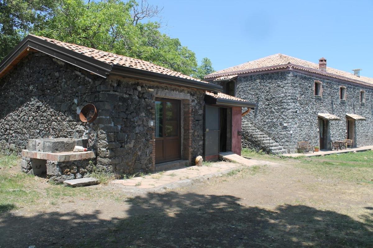 Agriturismo La Caraffara sull'Etna