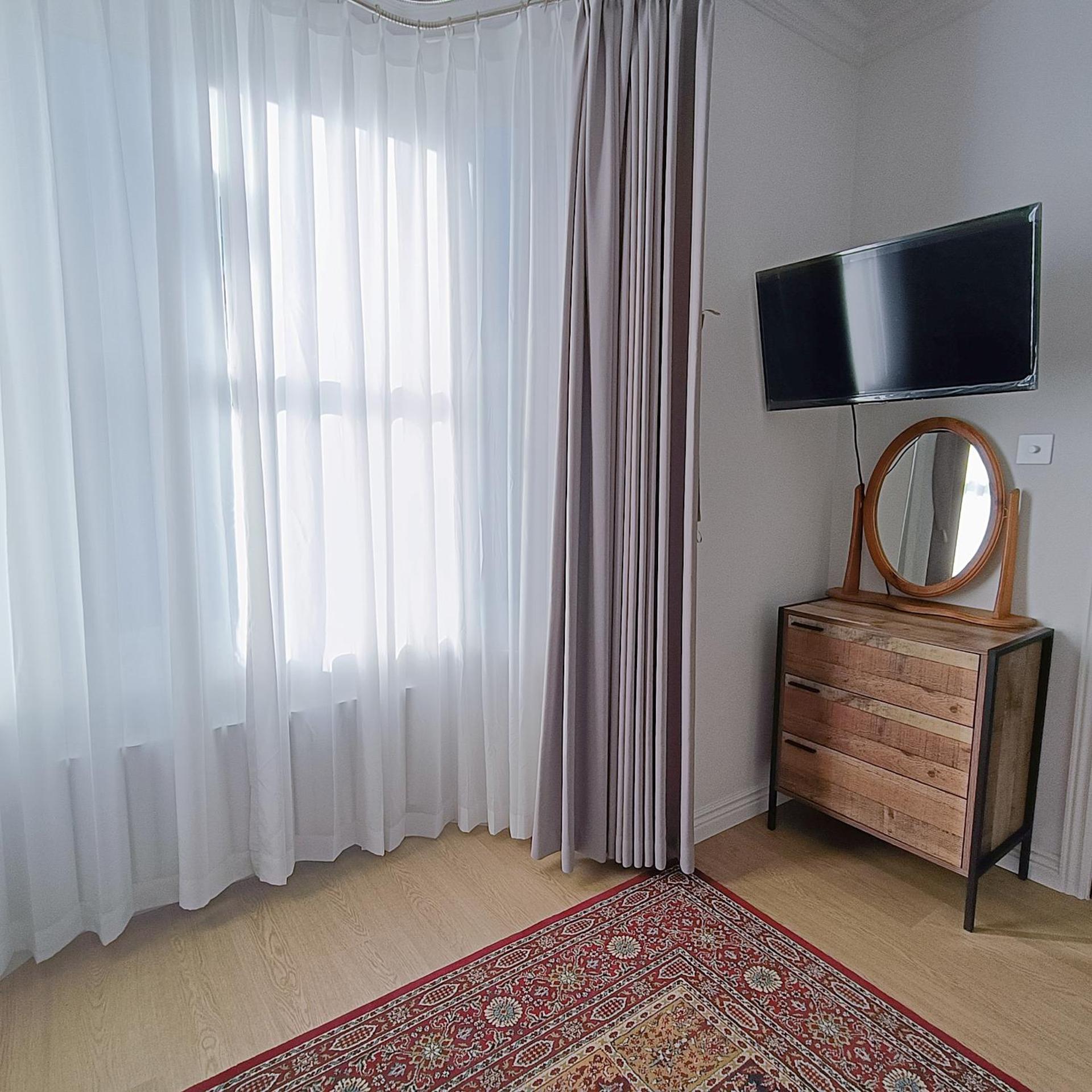 New refurbished one bed flat in the West London