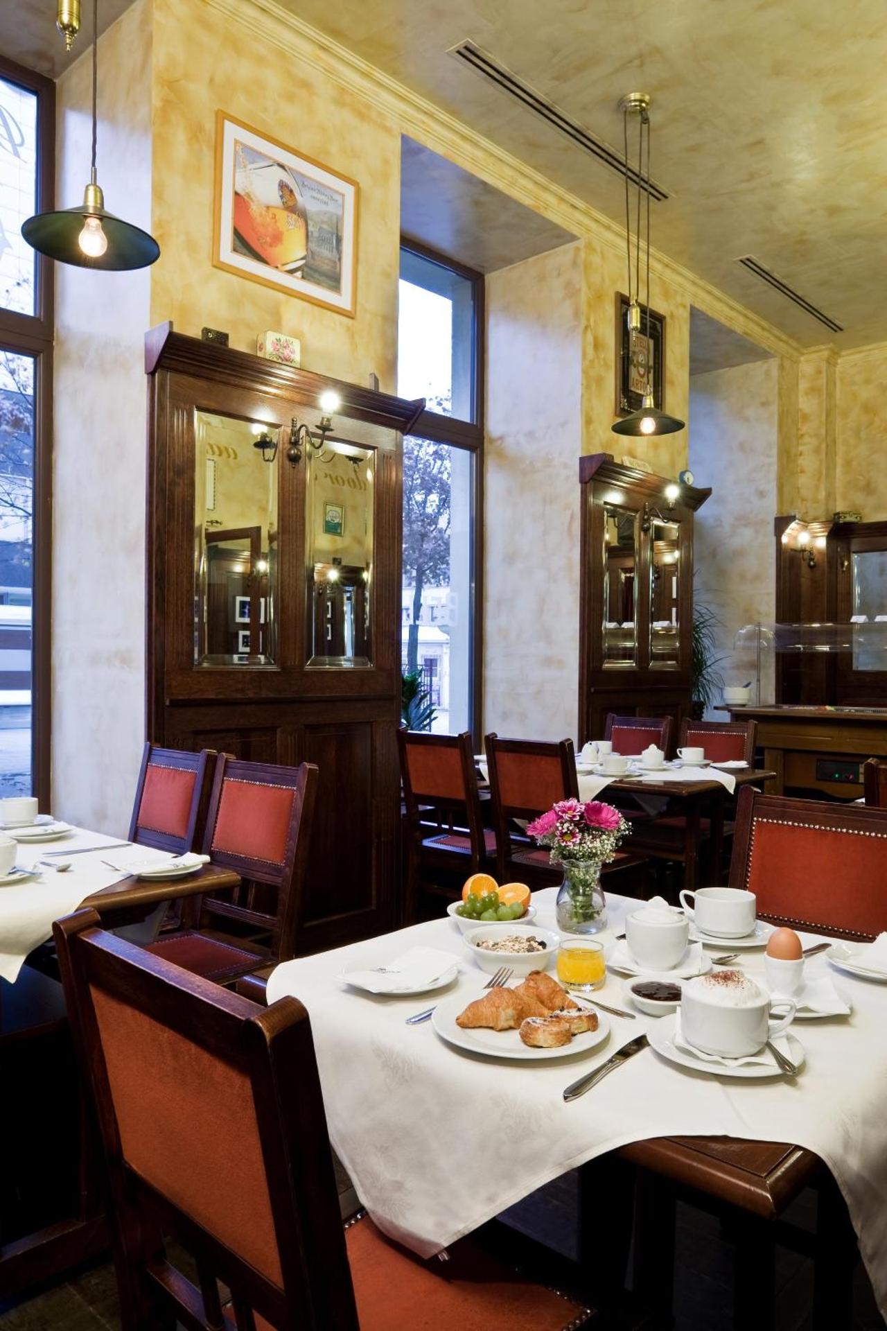 Restaurant/places to eat