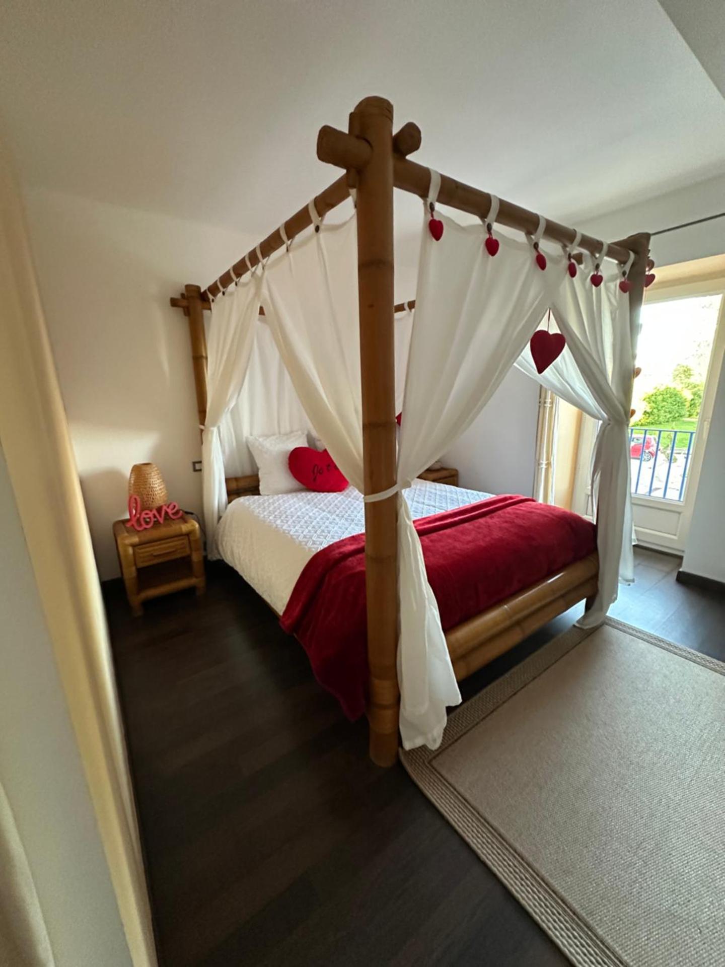 Kourline Villalunoterie Futuroscope Piscine spa