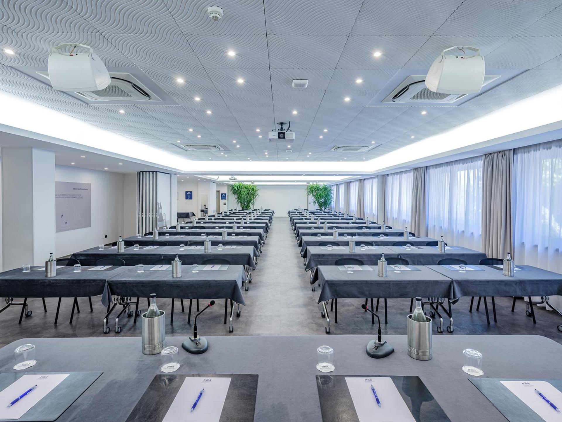 Meeting/conference room