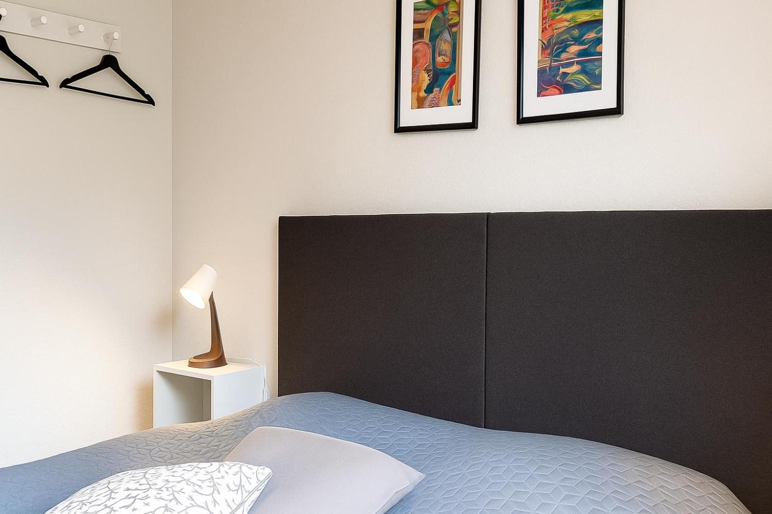 Havhuset I Øster Hurup - i byen, ved stranden