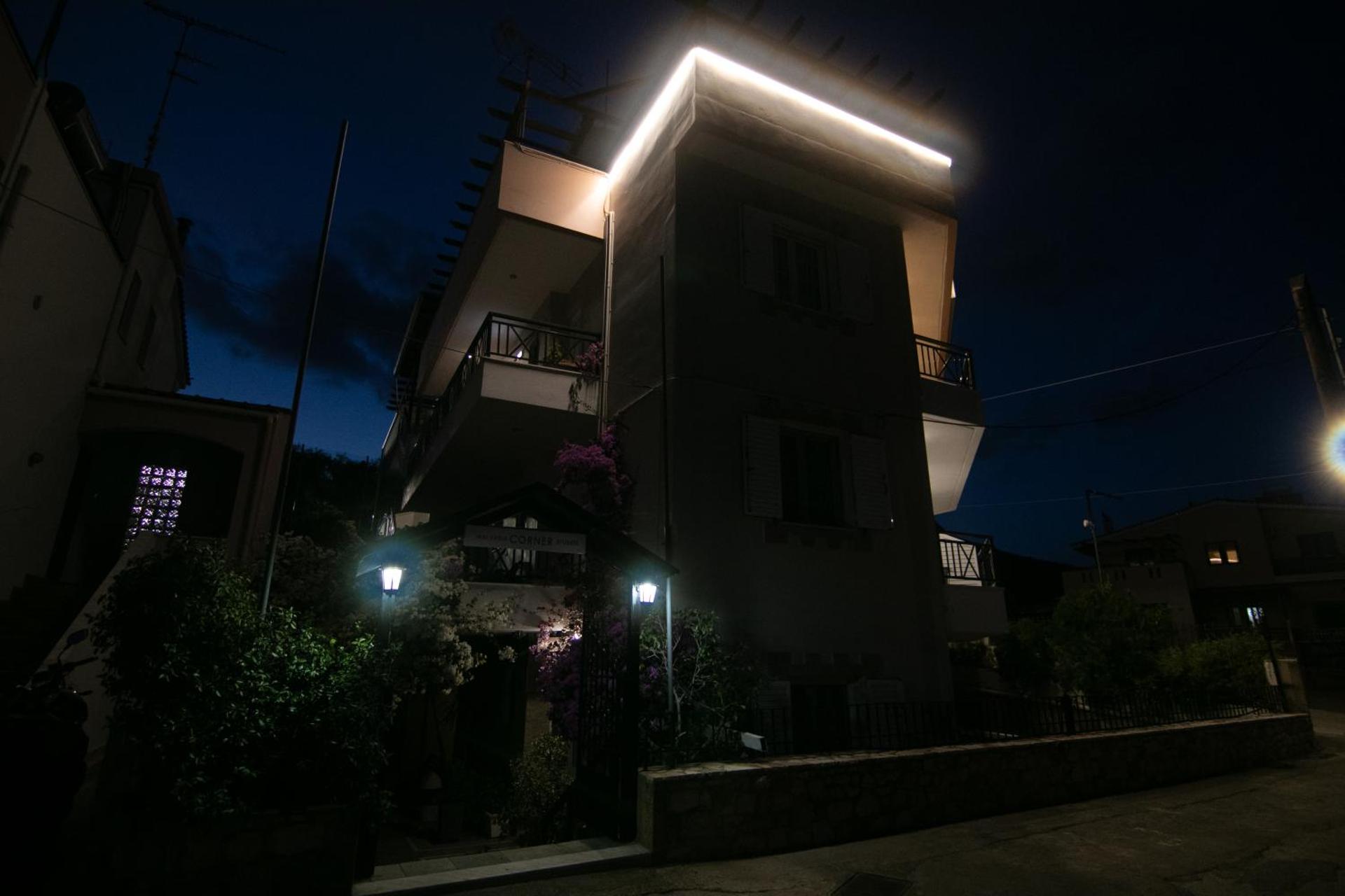 Malvasia Corner Studios - ex Romeo's House