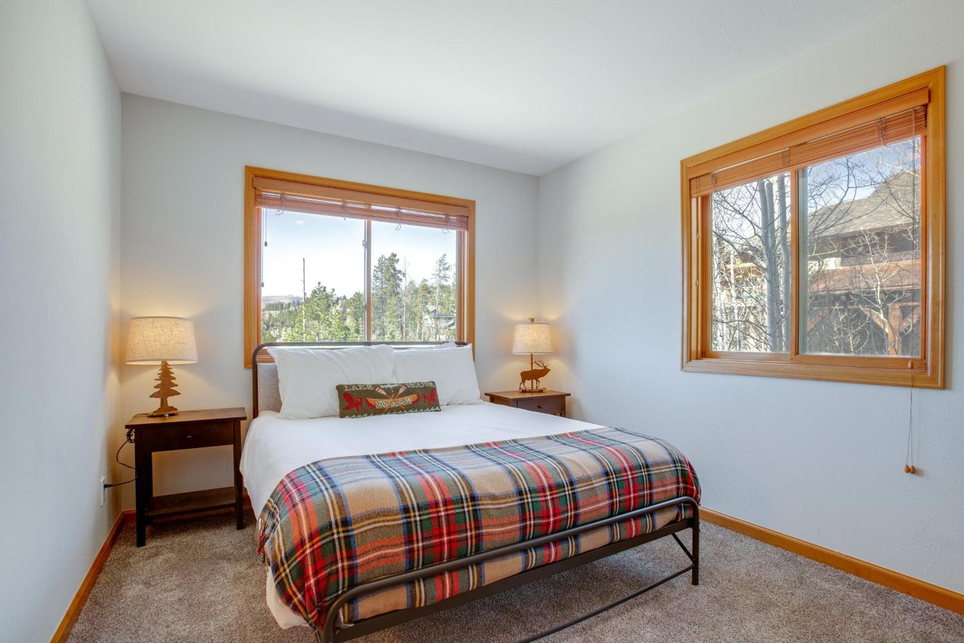 Steps to Grand Lake New Deck at The Innlet Condo