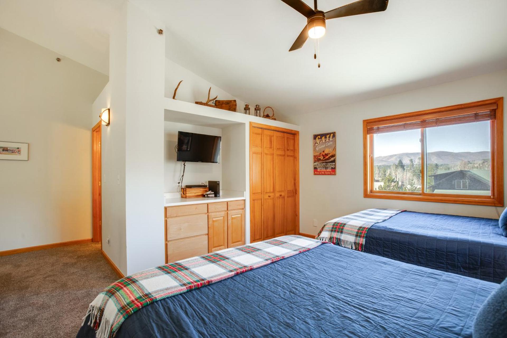 Steps to Grand Lake New Deck at The Innlet Condo