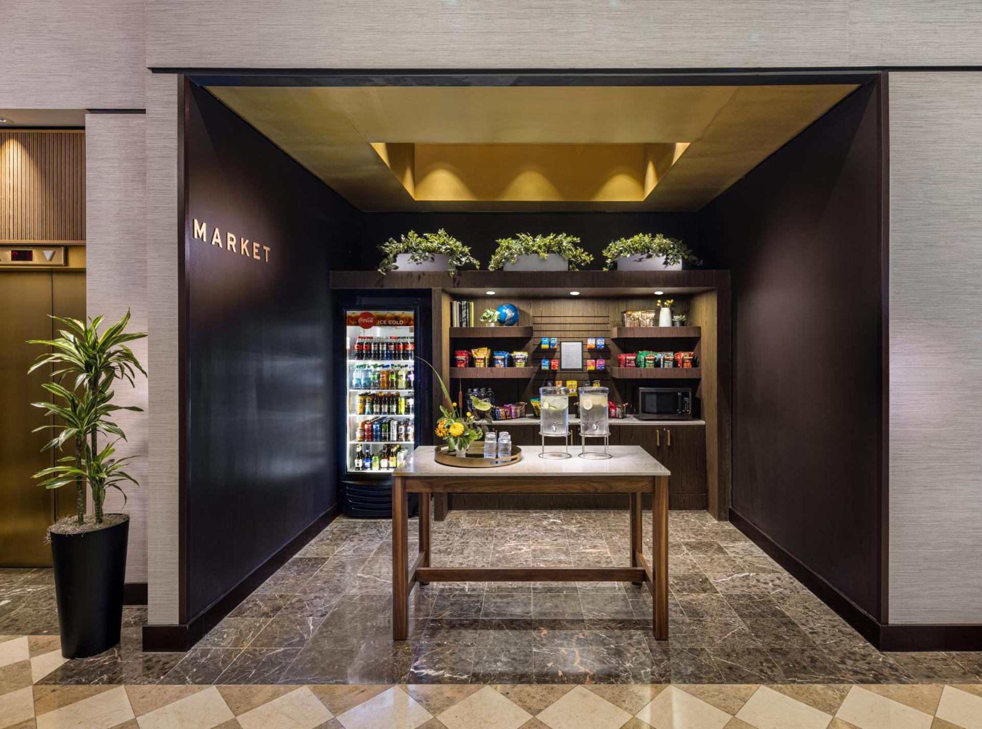 Crowne Plaza Cleveland at Playhouse Square by IHG