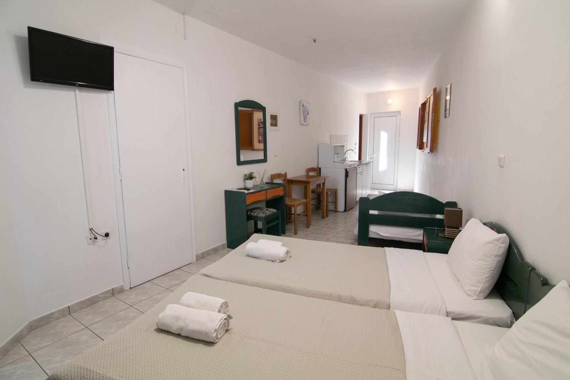 Standard Triple Studio