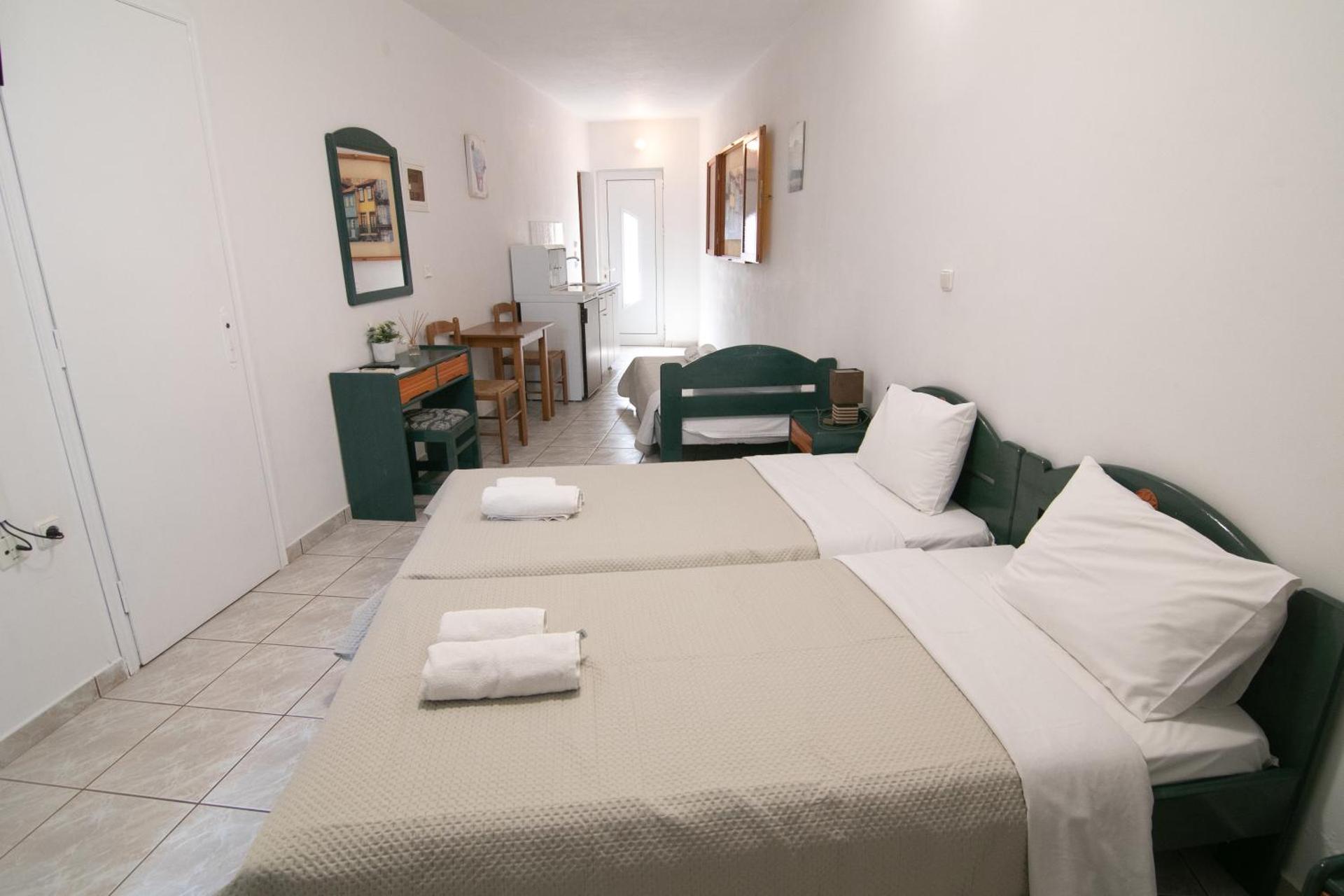 Standard Triple Studio