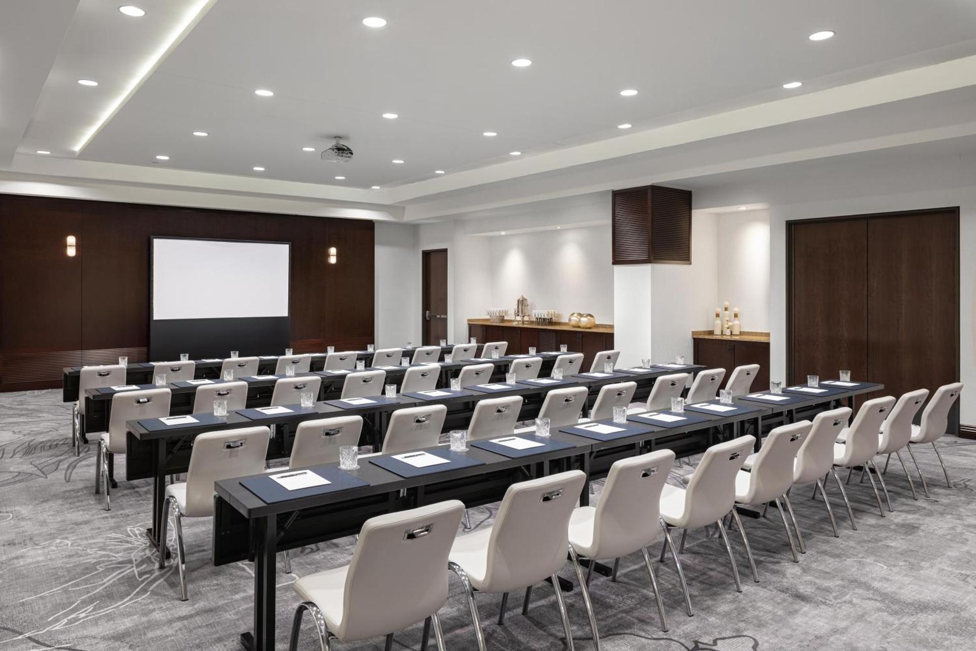 Meeting/conference room