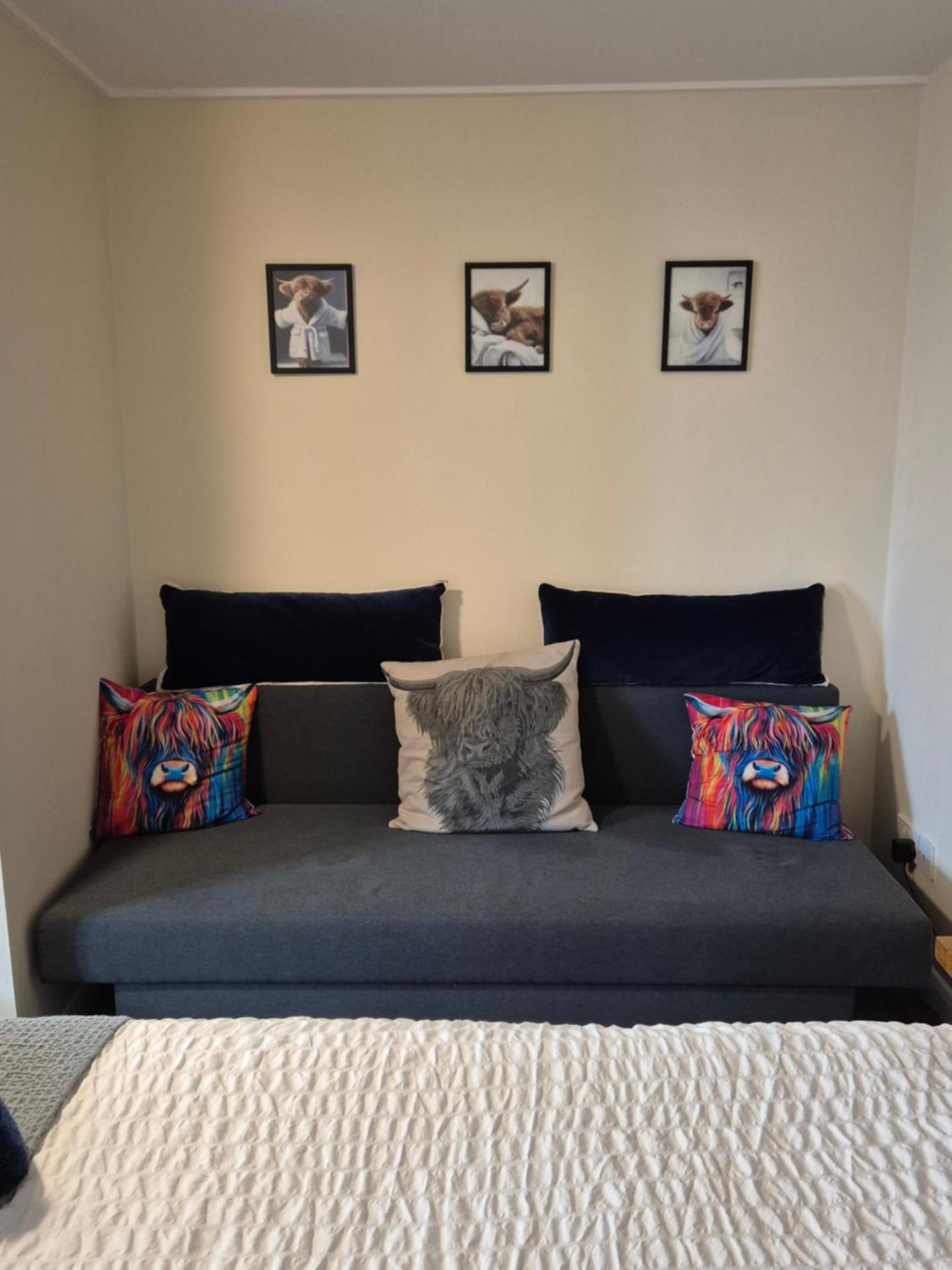 Heads In Beds, The Bull Room NEW LOCATION Vale of York, Carlton Miniott, Thirsk