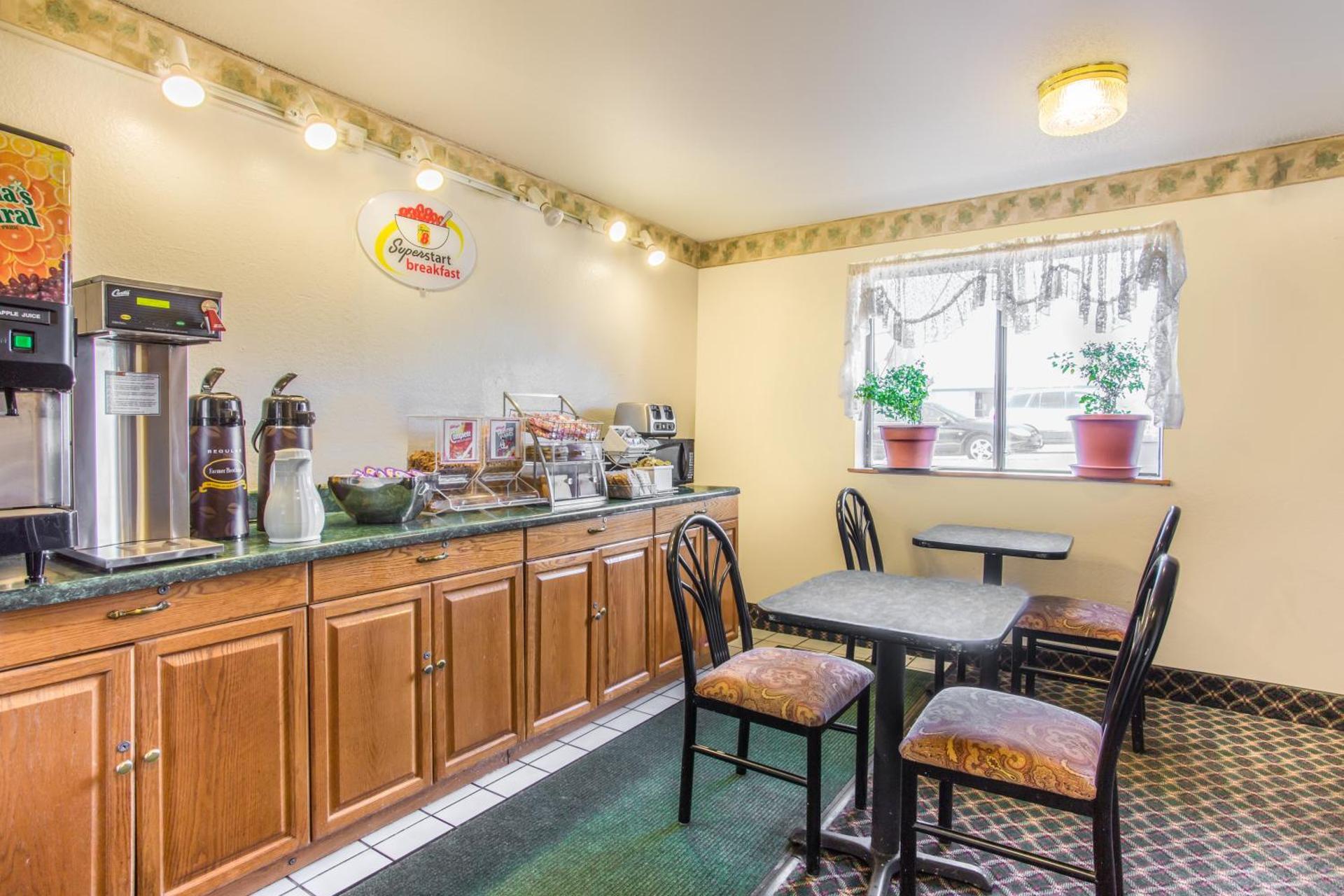 Coffee/tea facilities