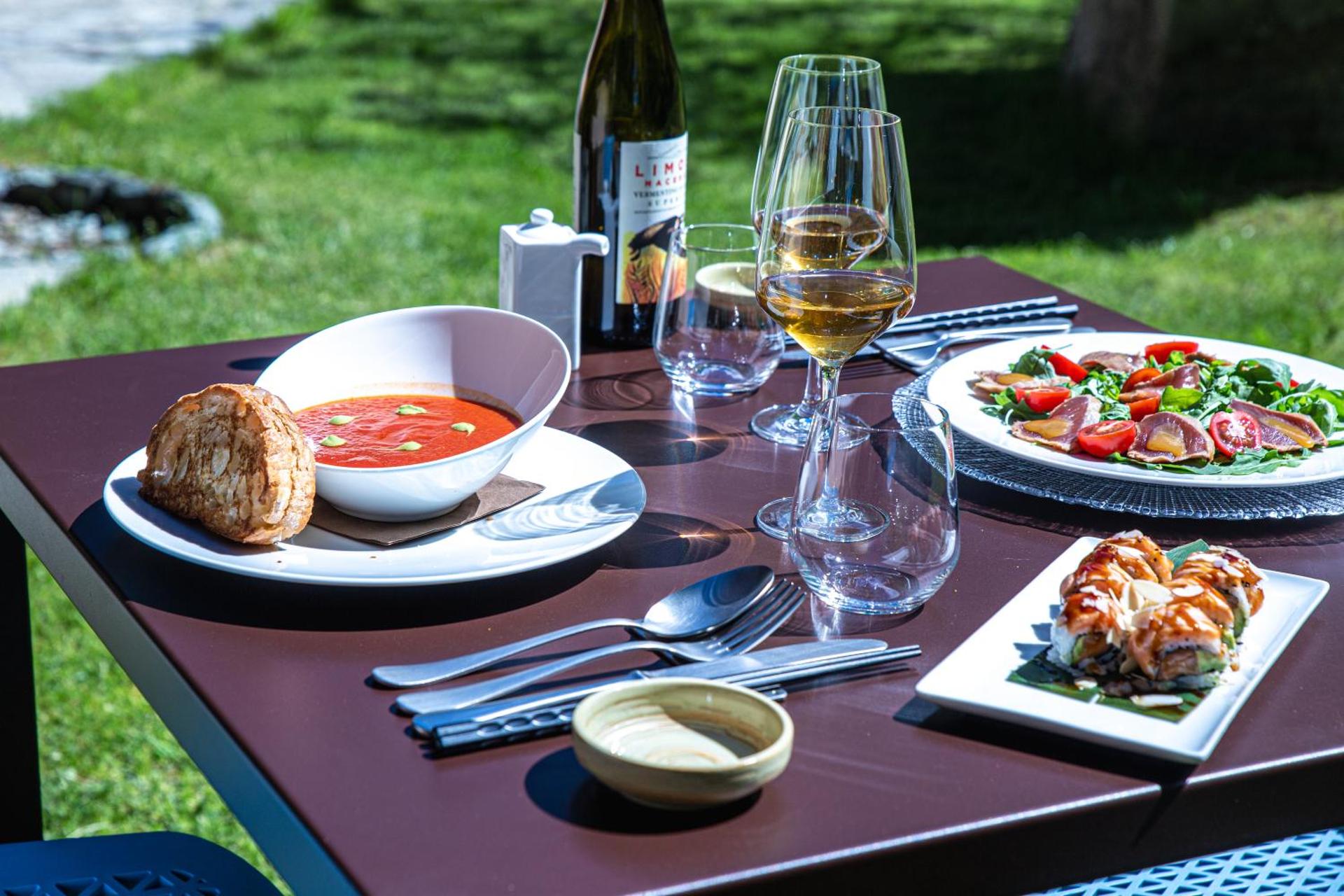 Restaurant/places to eat