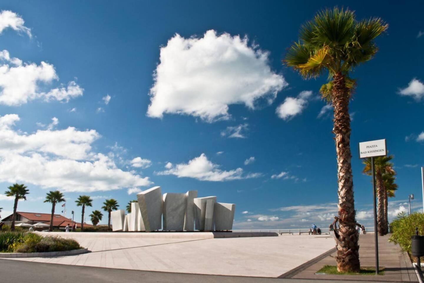 Esagoni, wi-fi, 600mt dal mare, self checkin