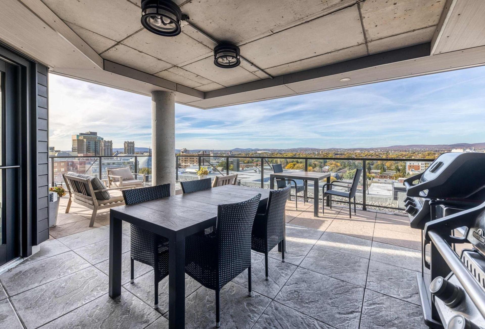 Appartement Luxe, Incredible Sunset View, Pool, Parking, Near Old Québec