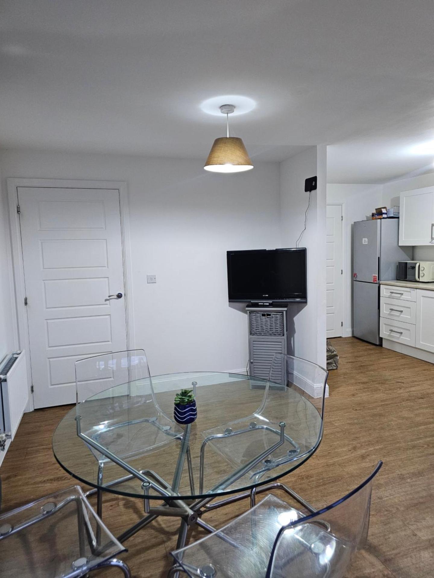 Cosy Ensuite Doubleroom with Private Toilet and Bathroom in central Dartford