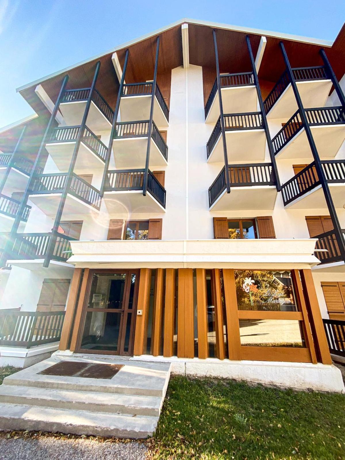 Studio balcon vue Alpes pistes de ski à 5 min