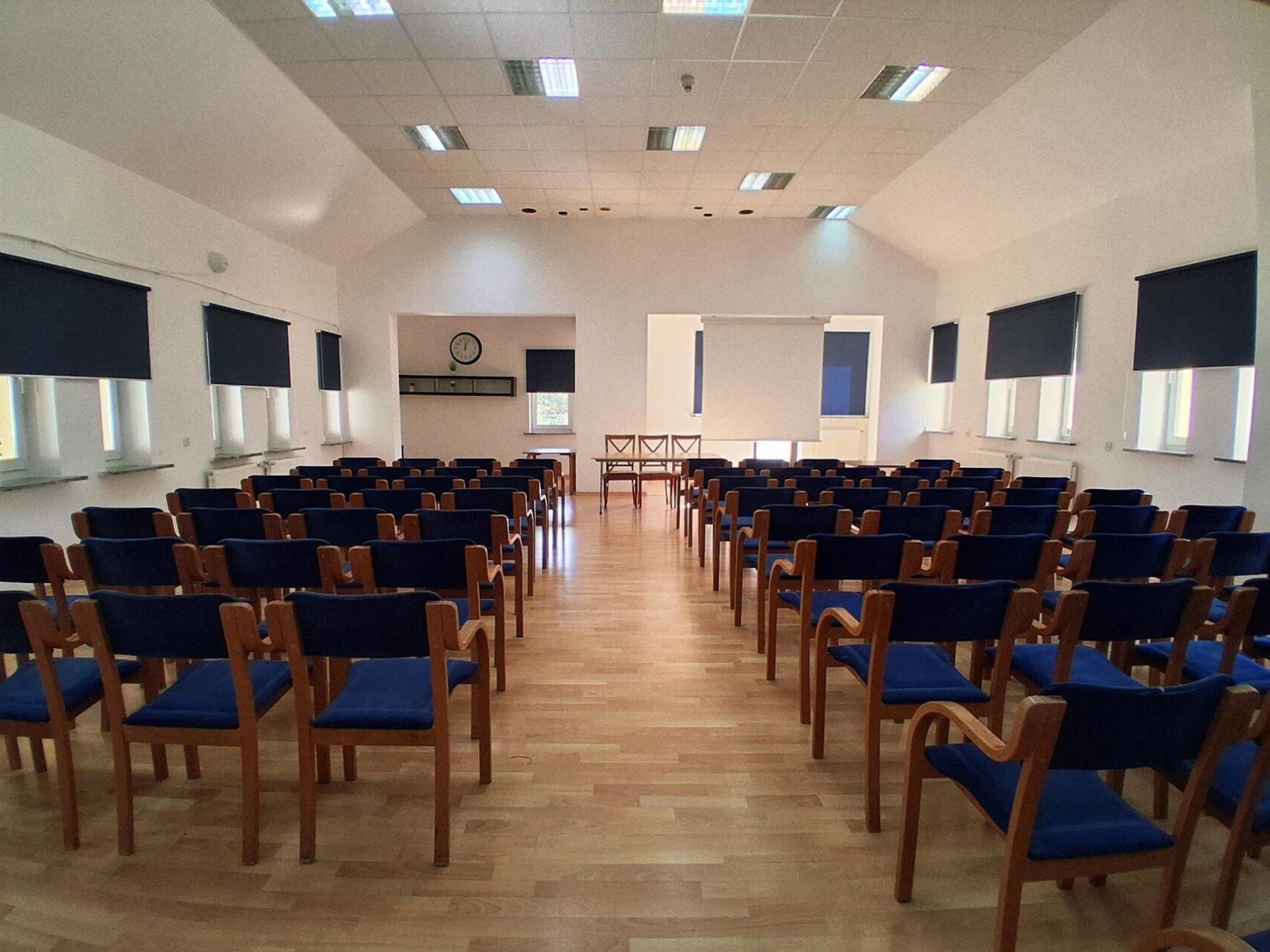 Meeting/conference room