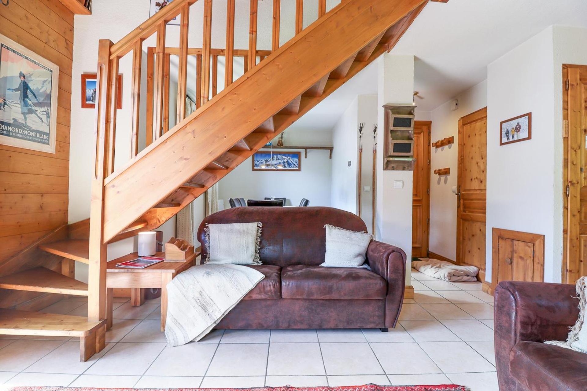 Amethyste - 2 Bedrooms & Free Parking - By Cozee Rentals