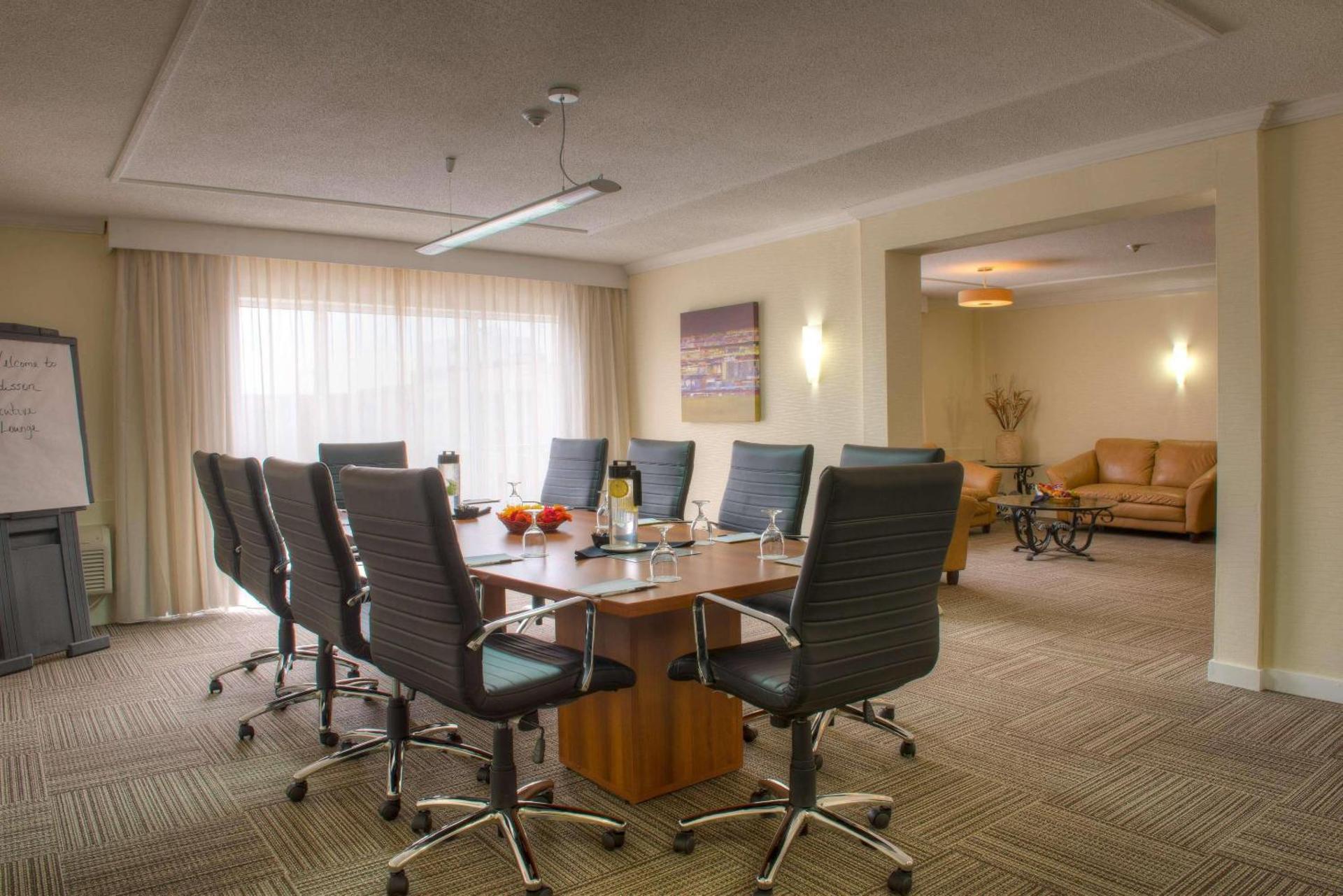 Meeting/conference room