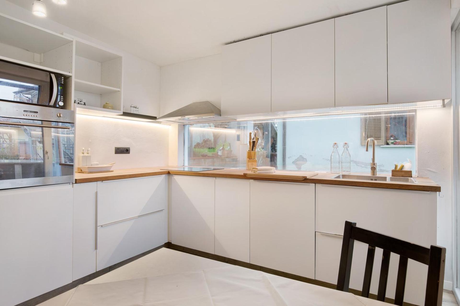 Kitchen or kitchenette