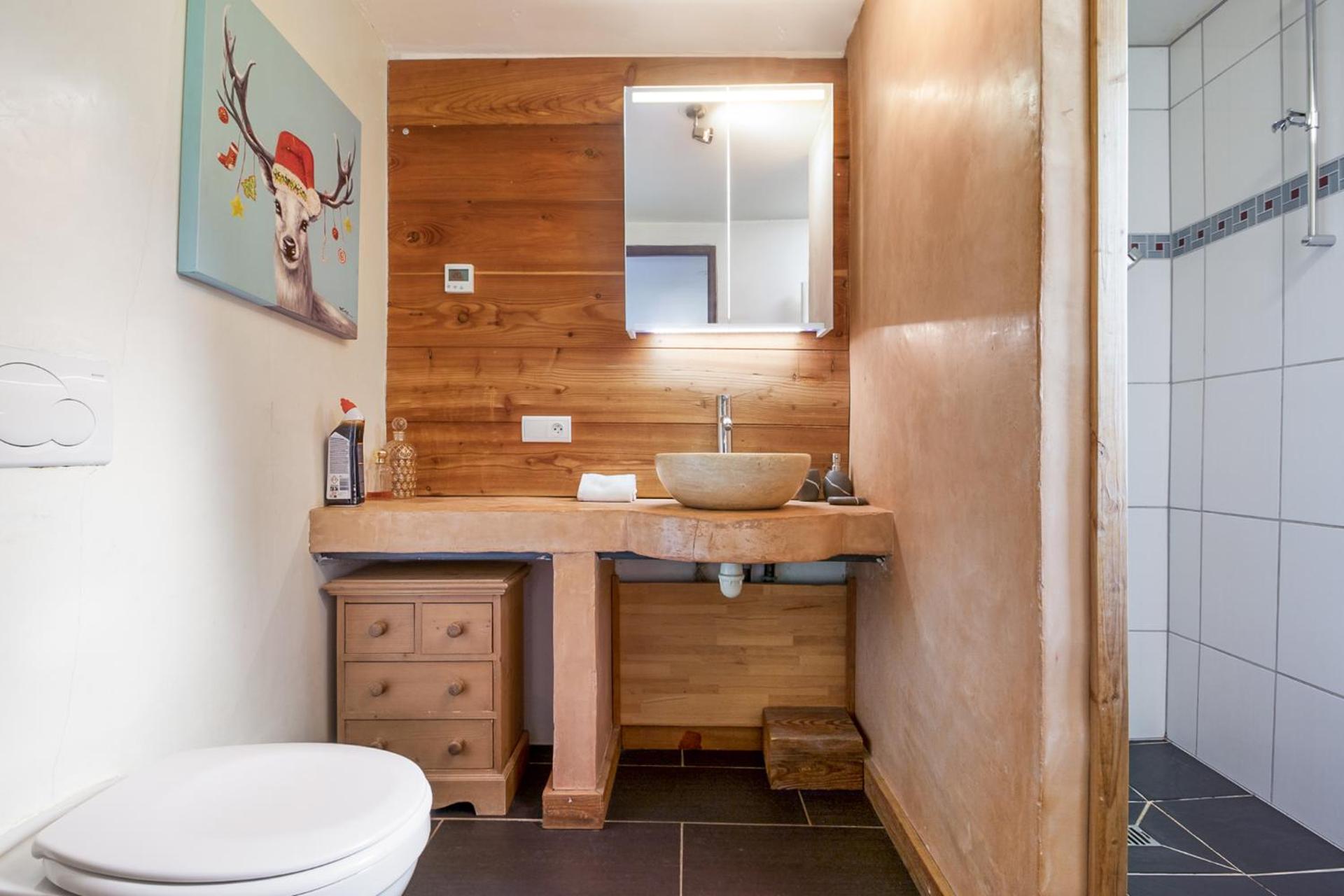 Chalet Taconnaz - Warm & Cosy 3BR Chalet with Fireplace in Nature - By Cozee Rentals