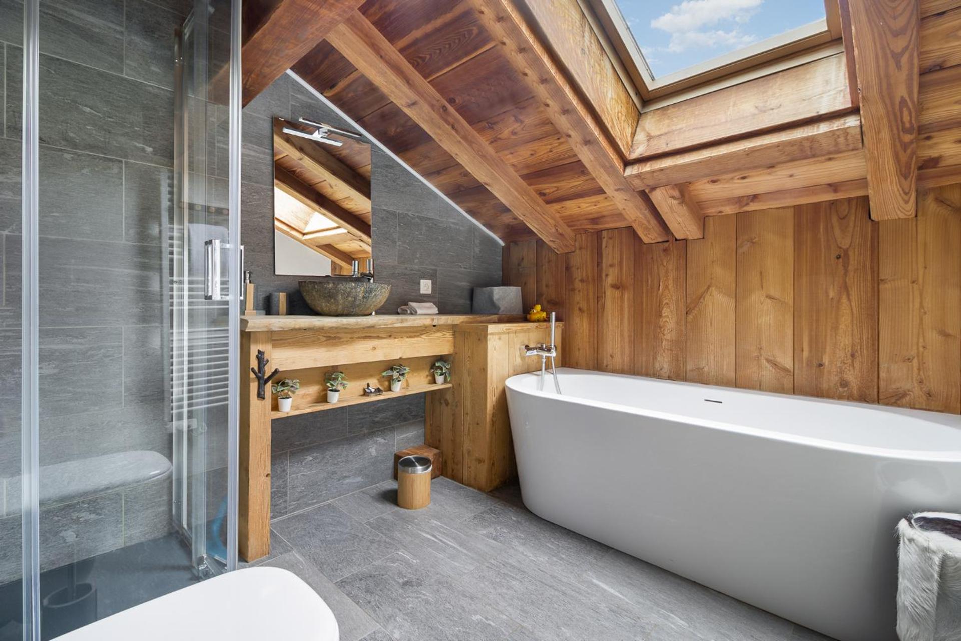 Chalet Taconnaz - Warm & Cosy 3BR Chalet with Fireplace in Nature - By Cozee Rentals