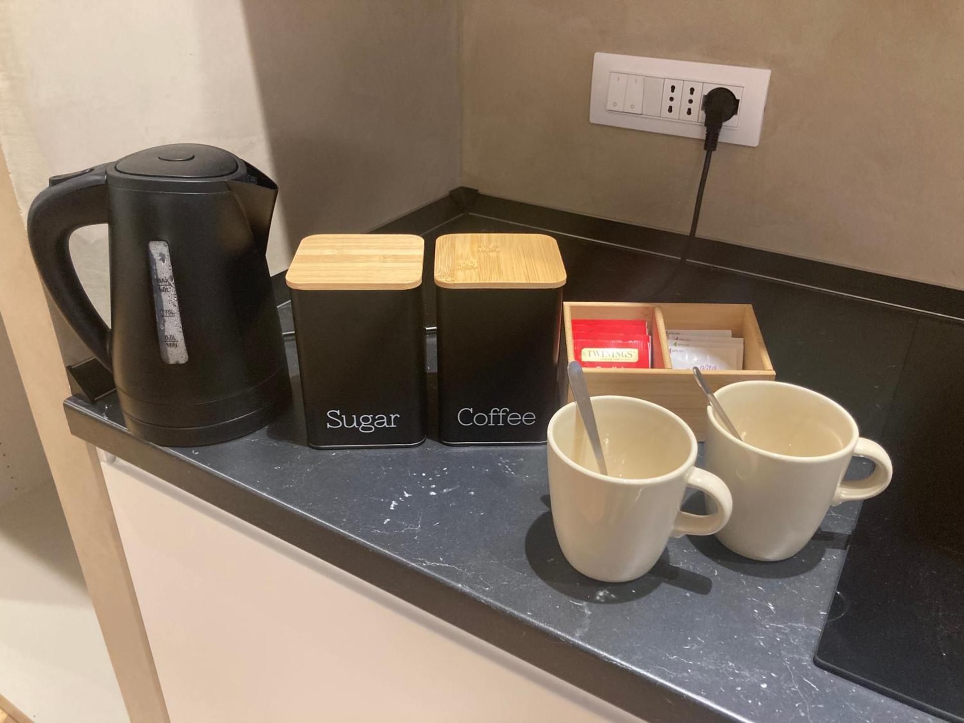 Coffee/tea facilities
