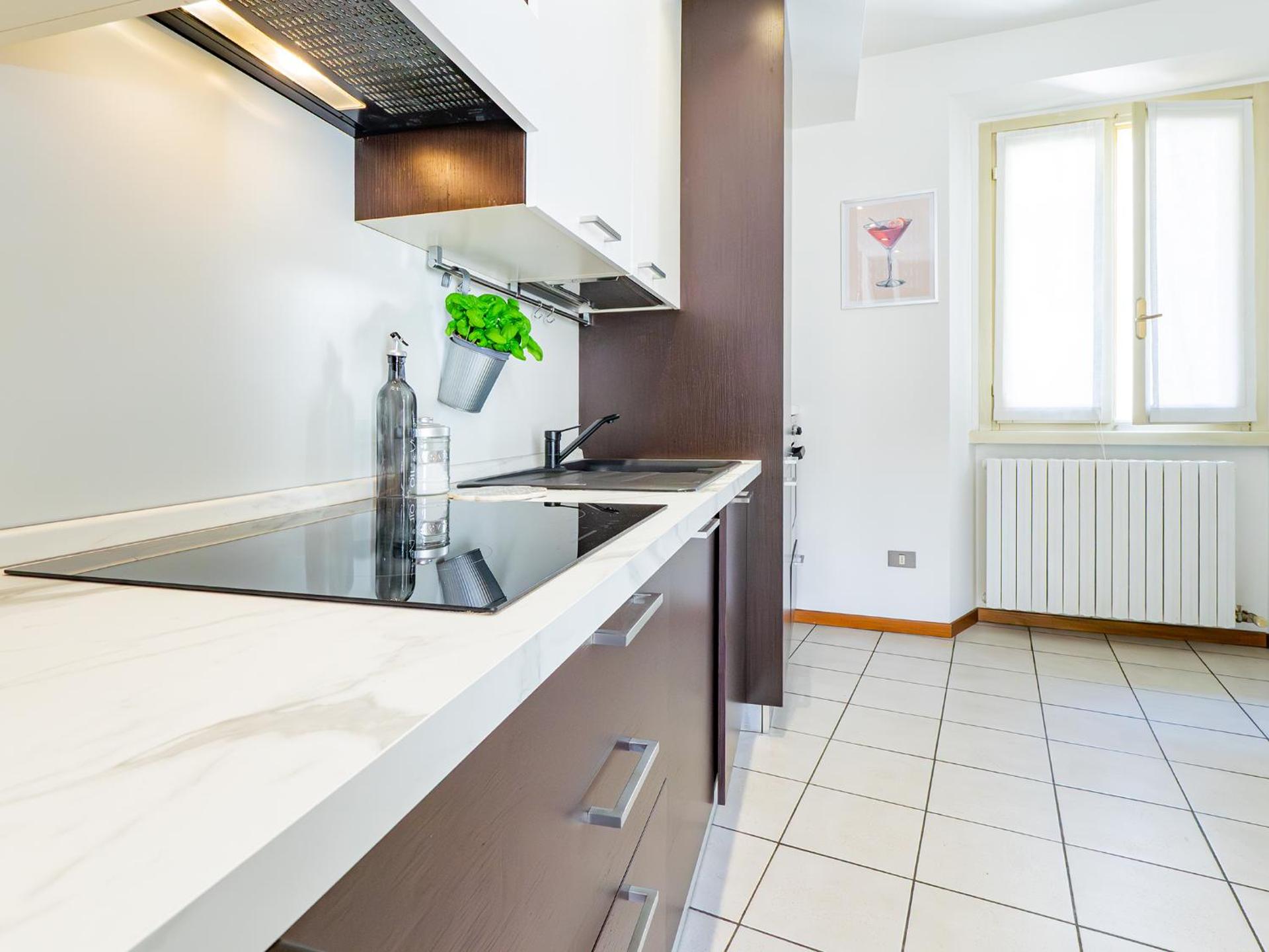 Center House Via Anghileri