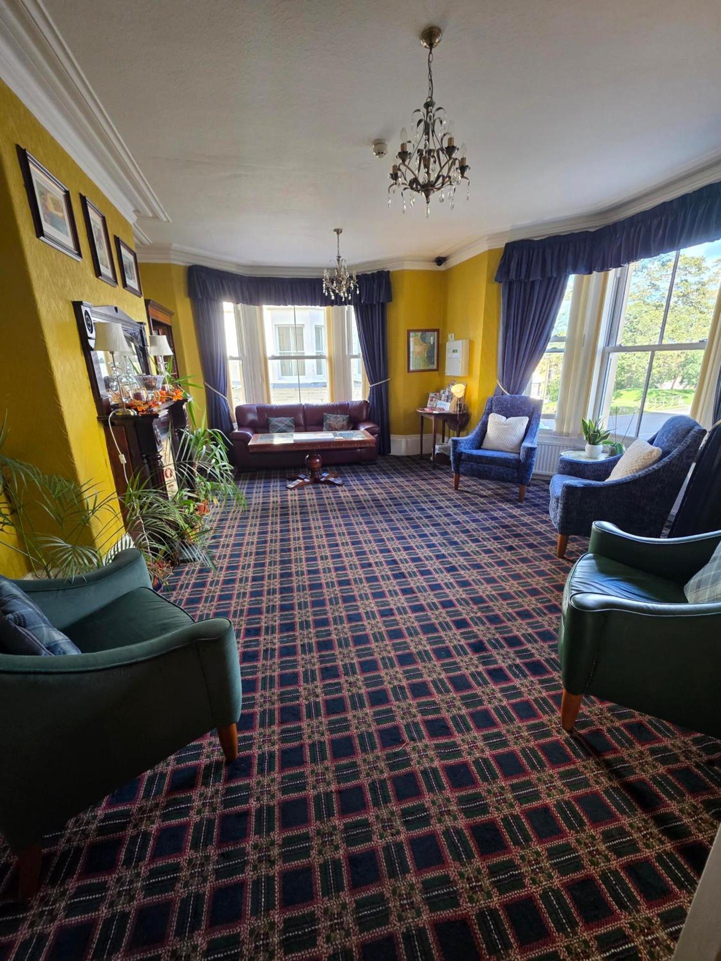 Rivelyn Hotel Bar & Restaurant