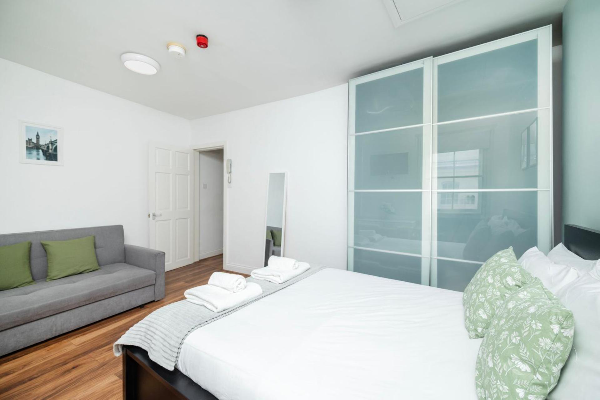 Soho Central Apartments