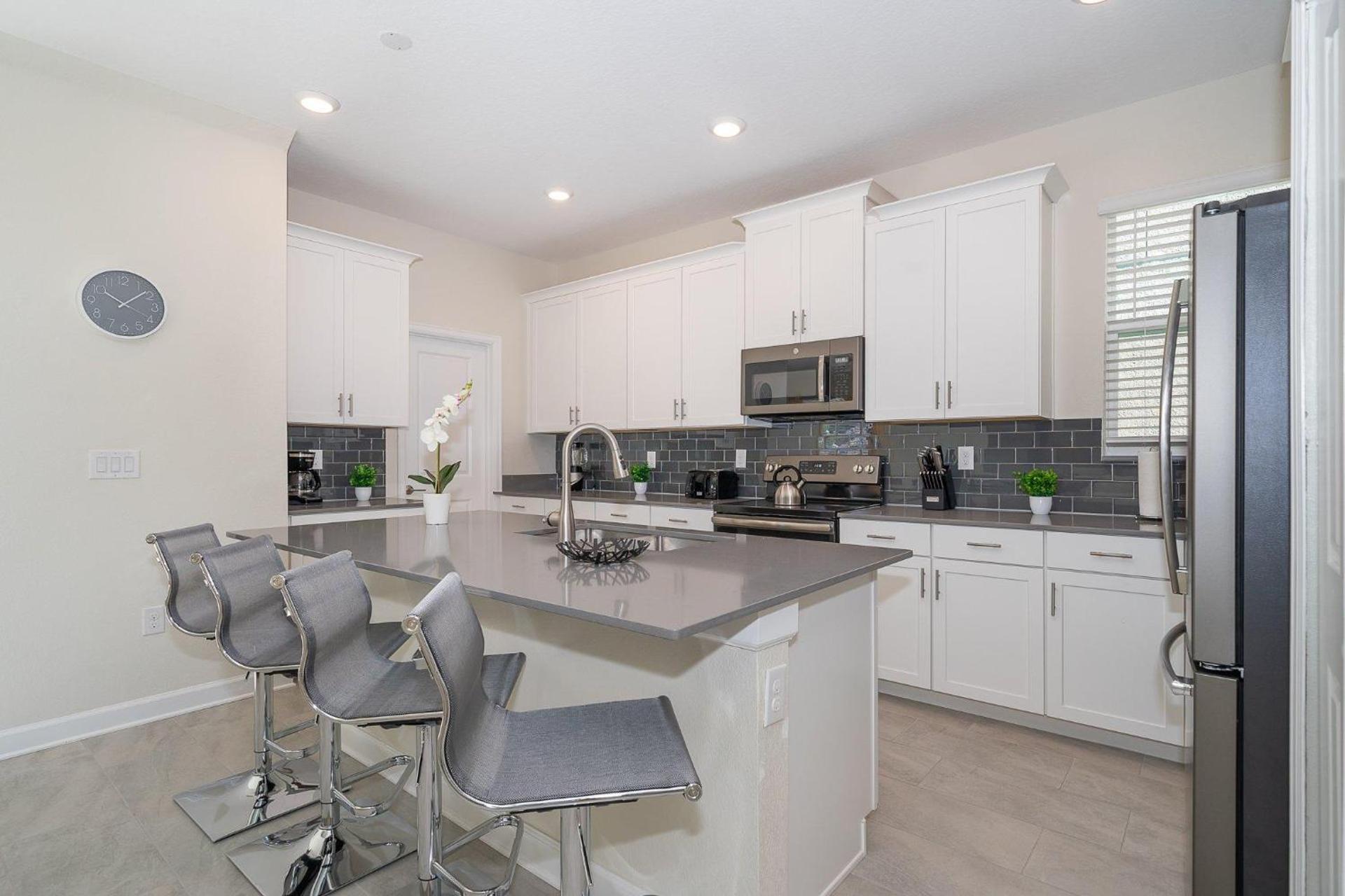 2731EE VILLA 5 BED/5 BA (SANITIZED)