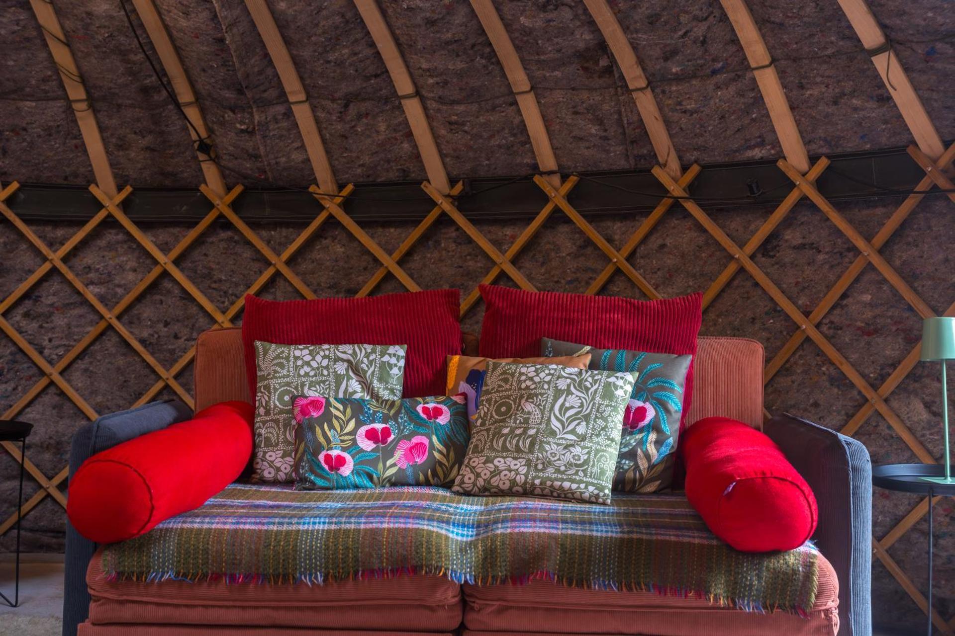 Giant Yurt Sleeping 8 with Spa, Catering, Walled Gardens, Nature Reserve, Free Parking