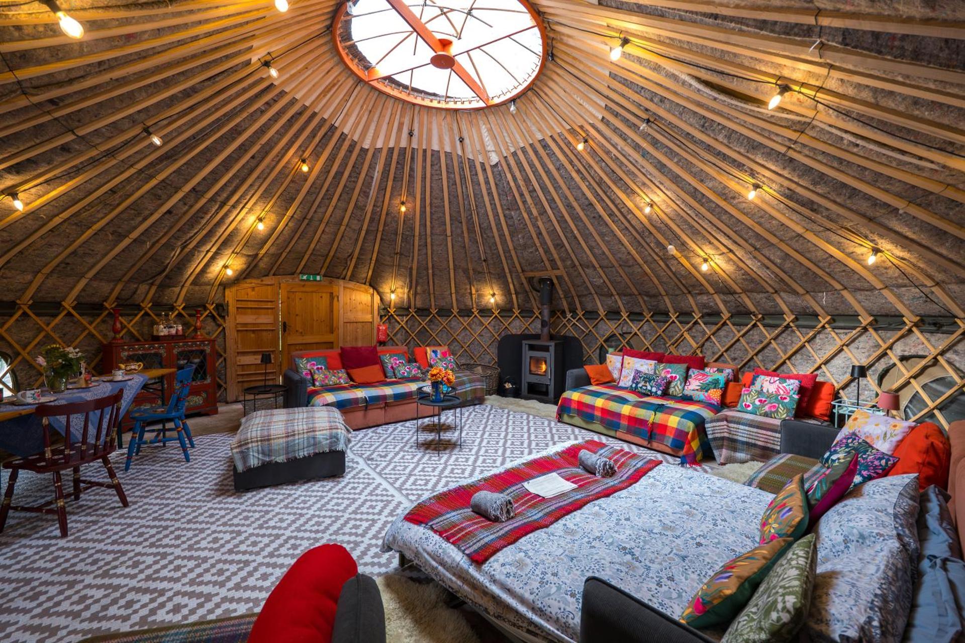 Giant Yurt Sleeping 8 with Spa, Catering, Walled Gardens, Nature Reserve, Free Parking