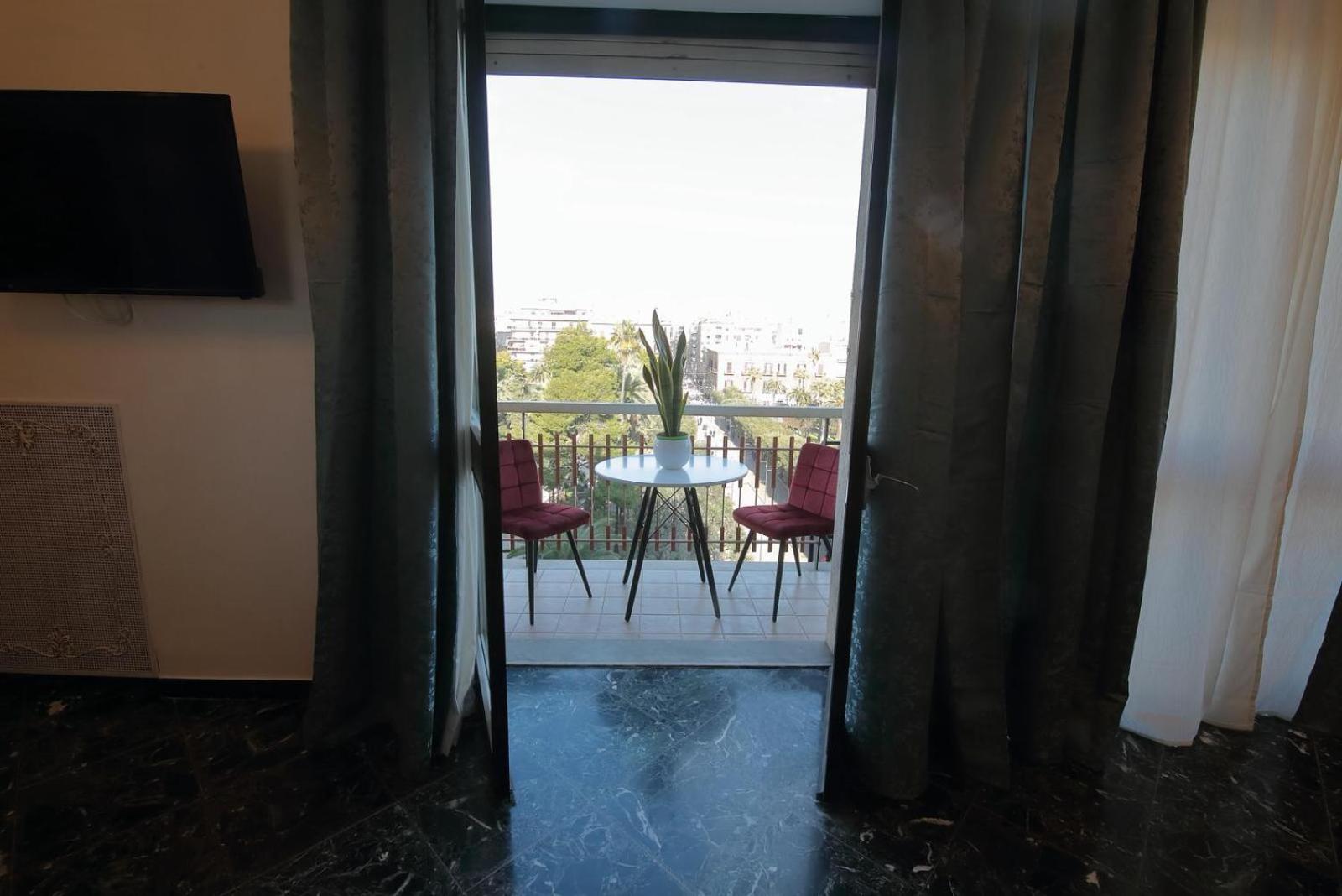 BARI CITY HUB _ Locazione Turistica