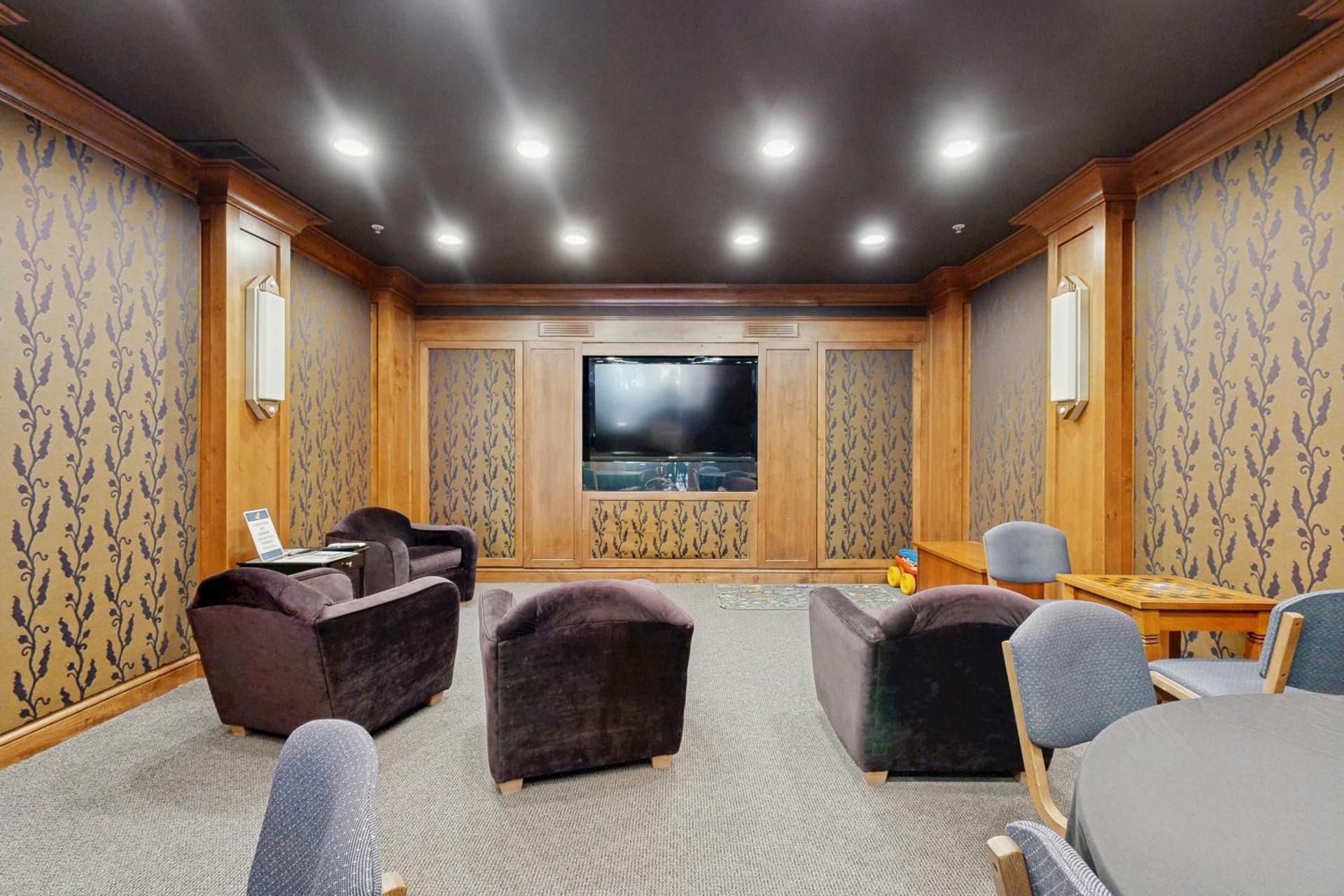 Powderhorn Lodge 102: Sego Lily Suite