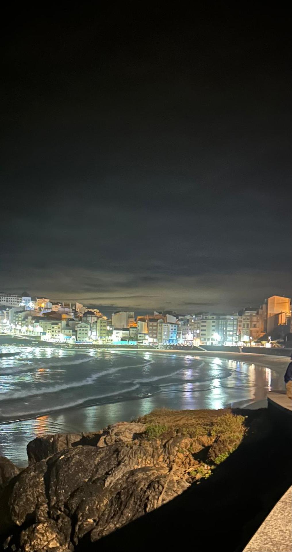 Summer Malpica - calma junto al mar