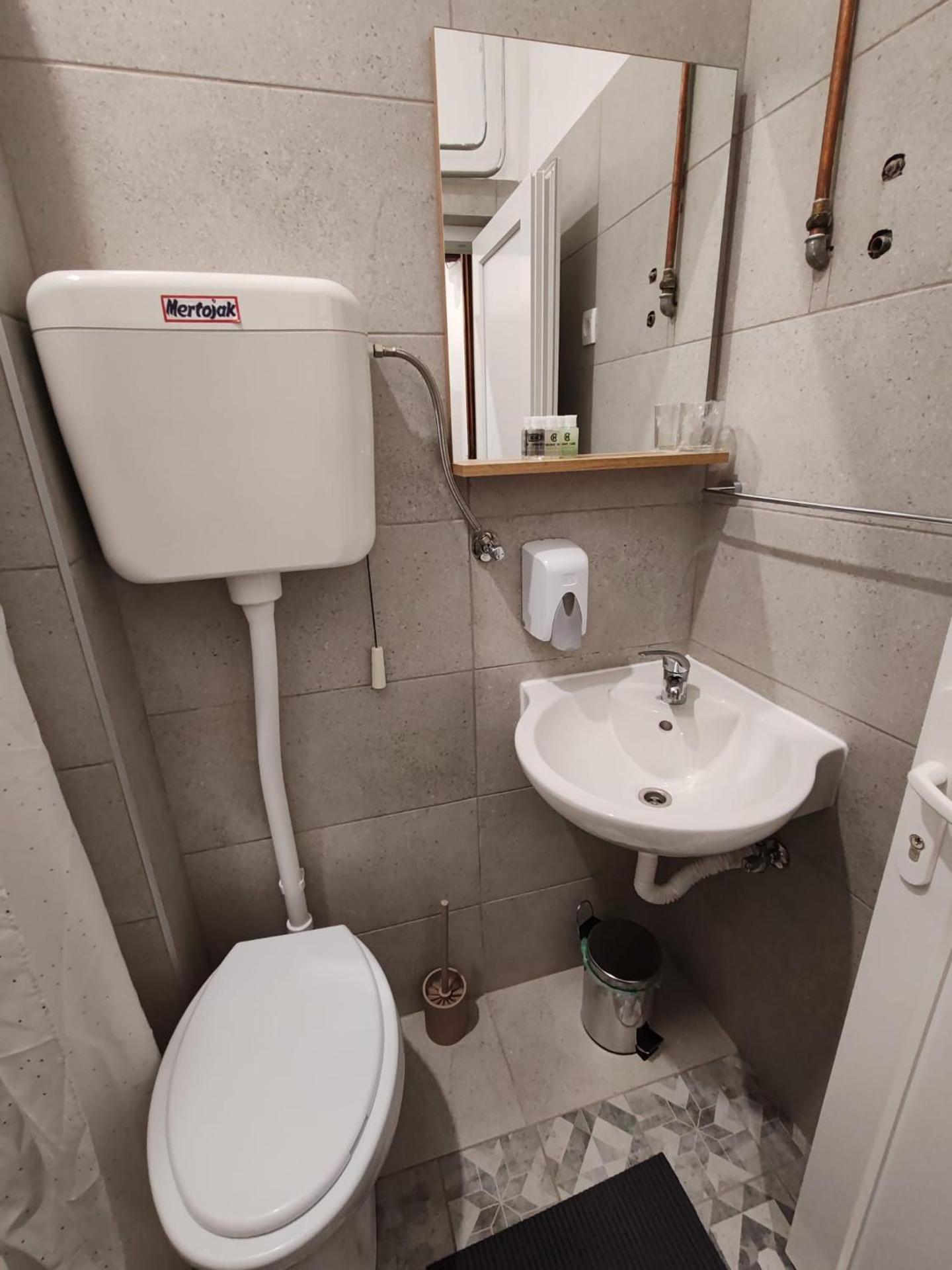 Sobe Đakovački vezovi