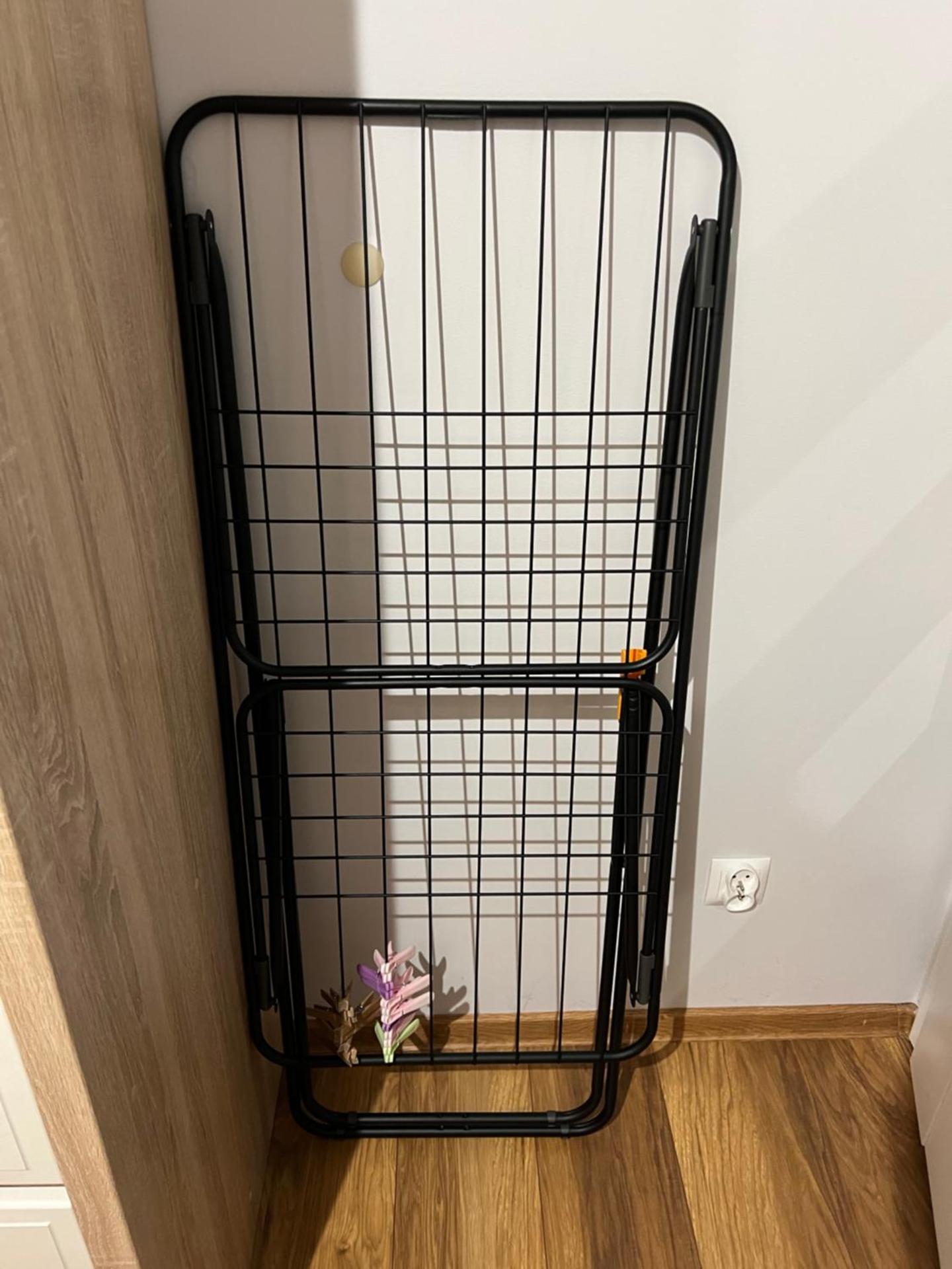 Domek na Morenowym Wzgórzu, nad jeziorem