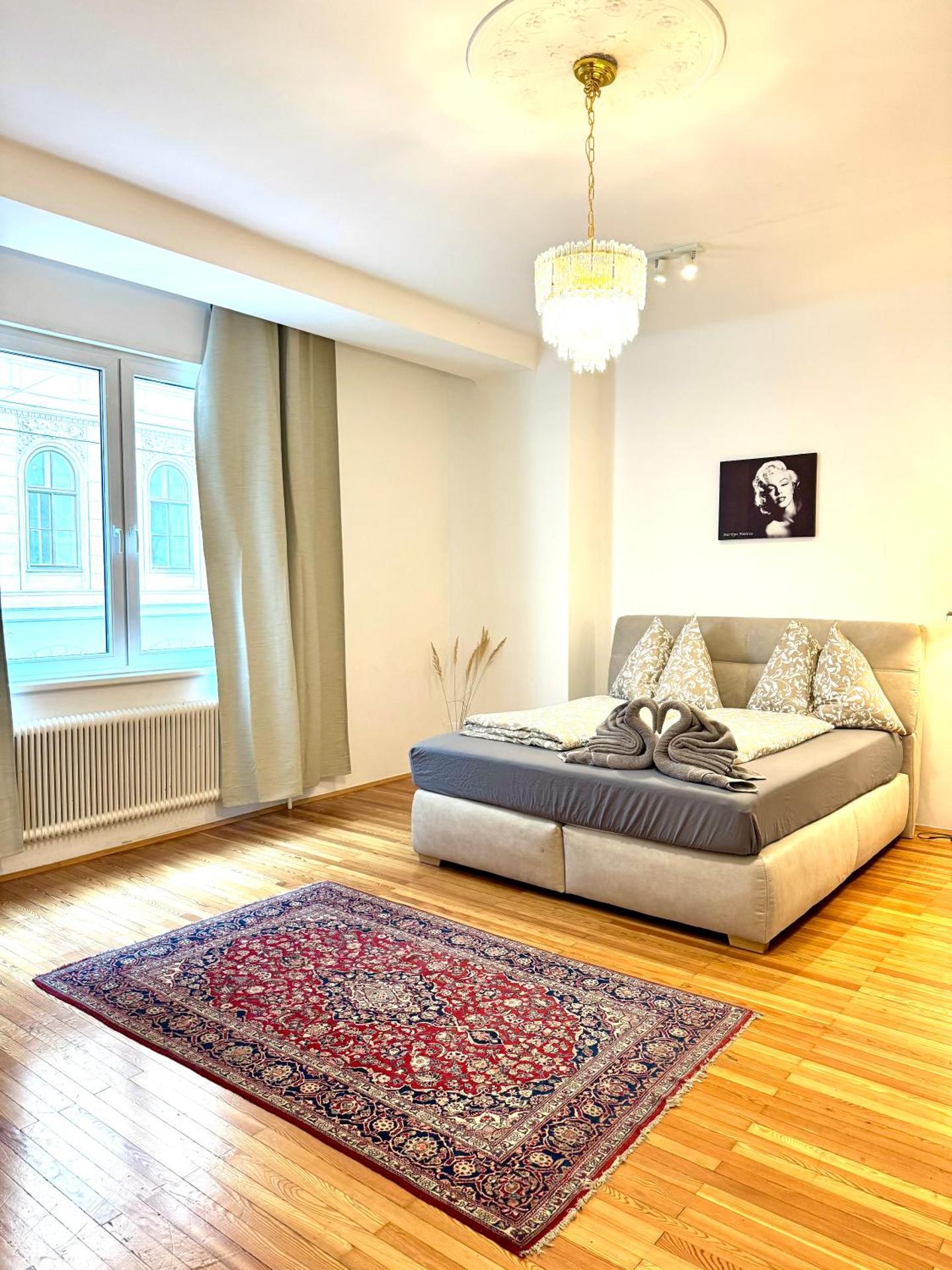 Comfy central apartment 93 Sqm