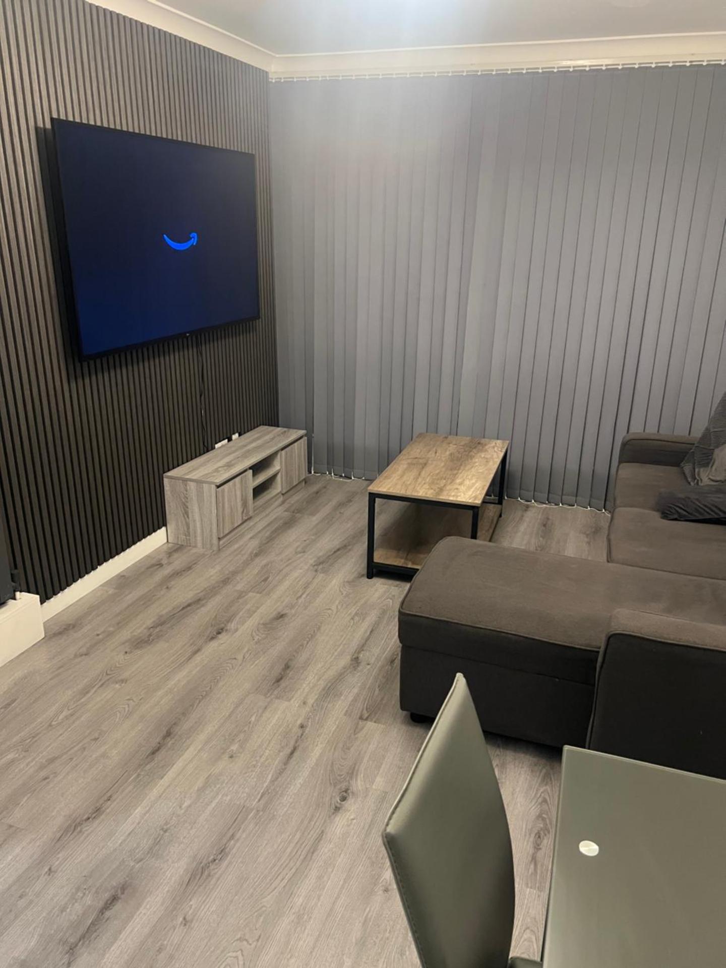 Jay3 Suites - Modern, Spacious & Charming One Bedroom Apartment in Dagenham