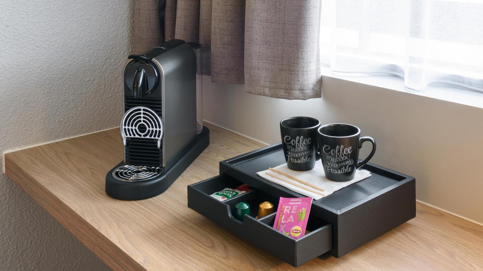 Coffee/tea facilities