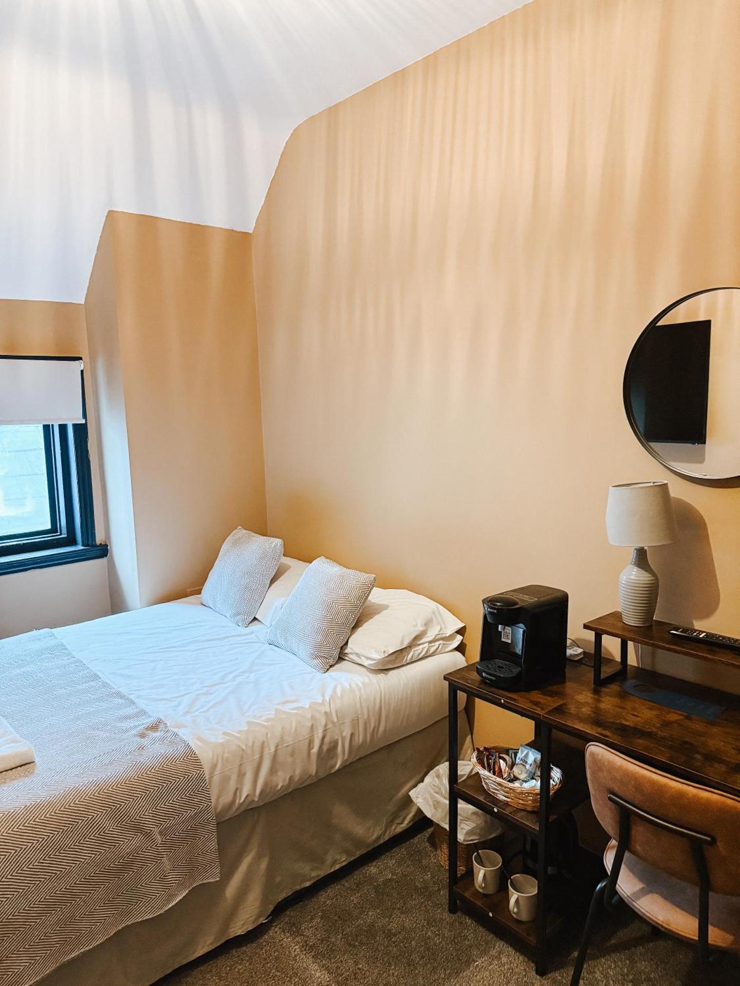 Double Room with Private External Bathroom