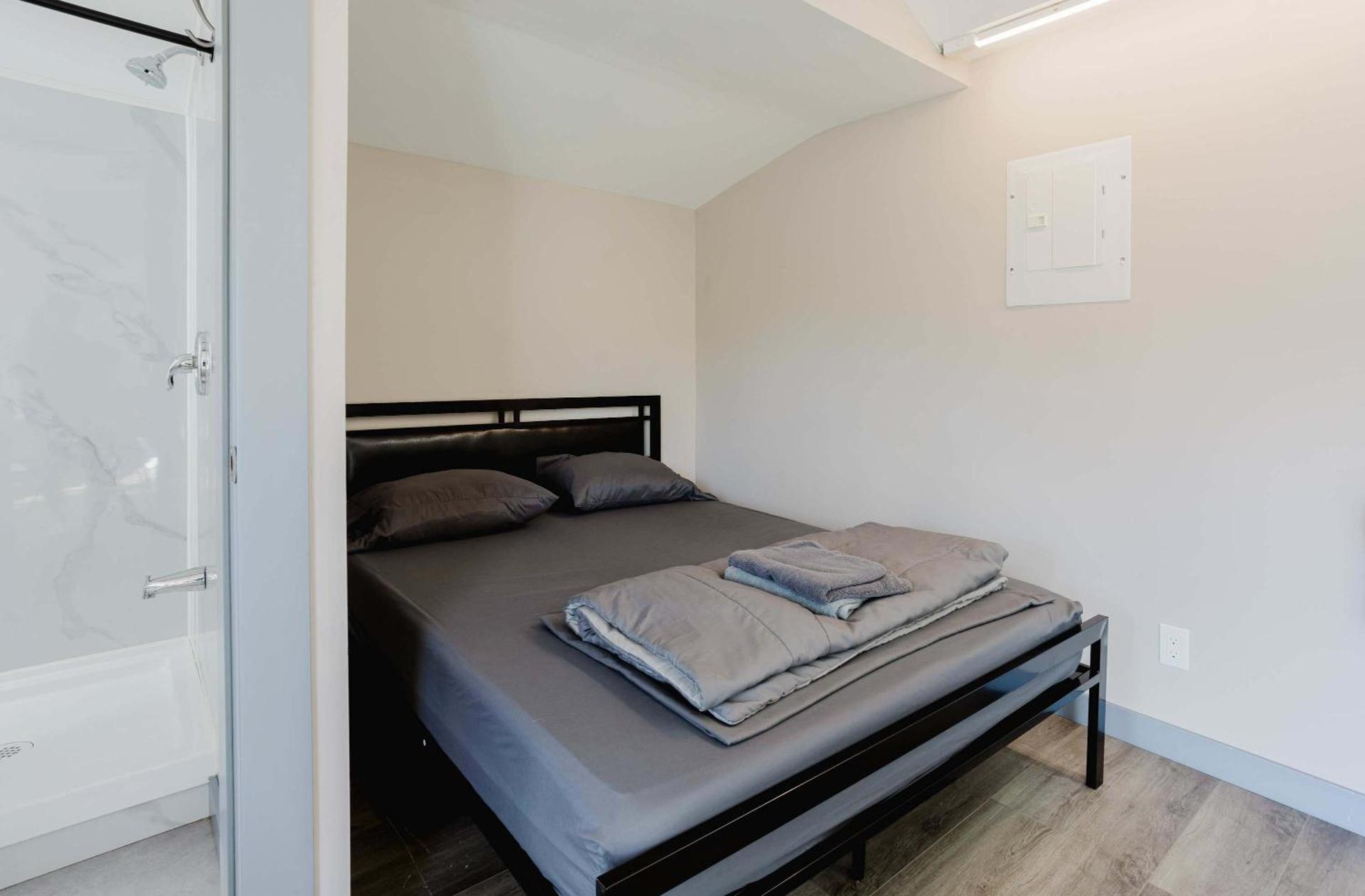 Studio Cottage #8 - Jack Pine