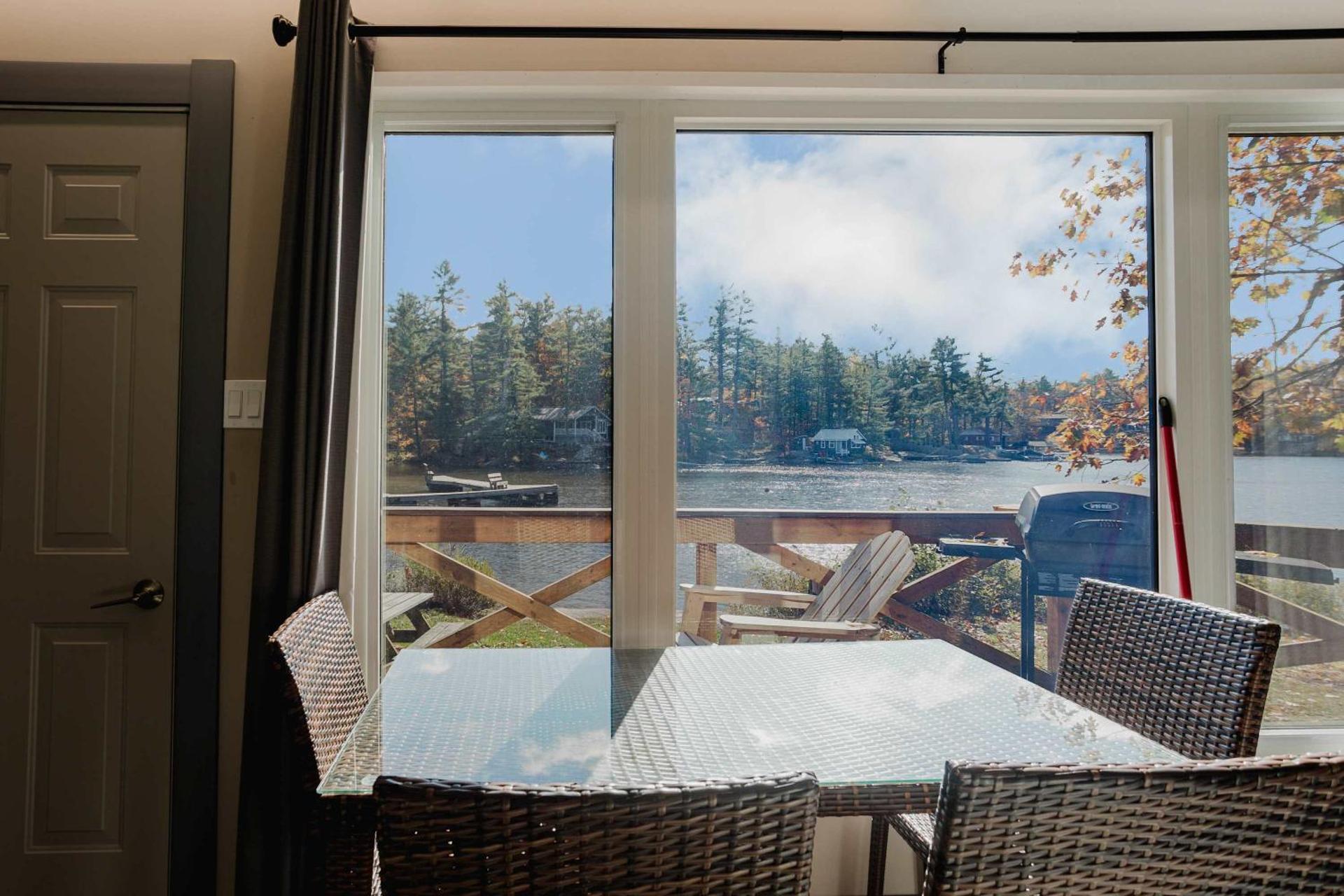 2-Bedroom Cottage #10 - Pitch Pine